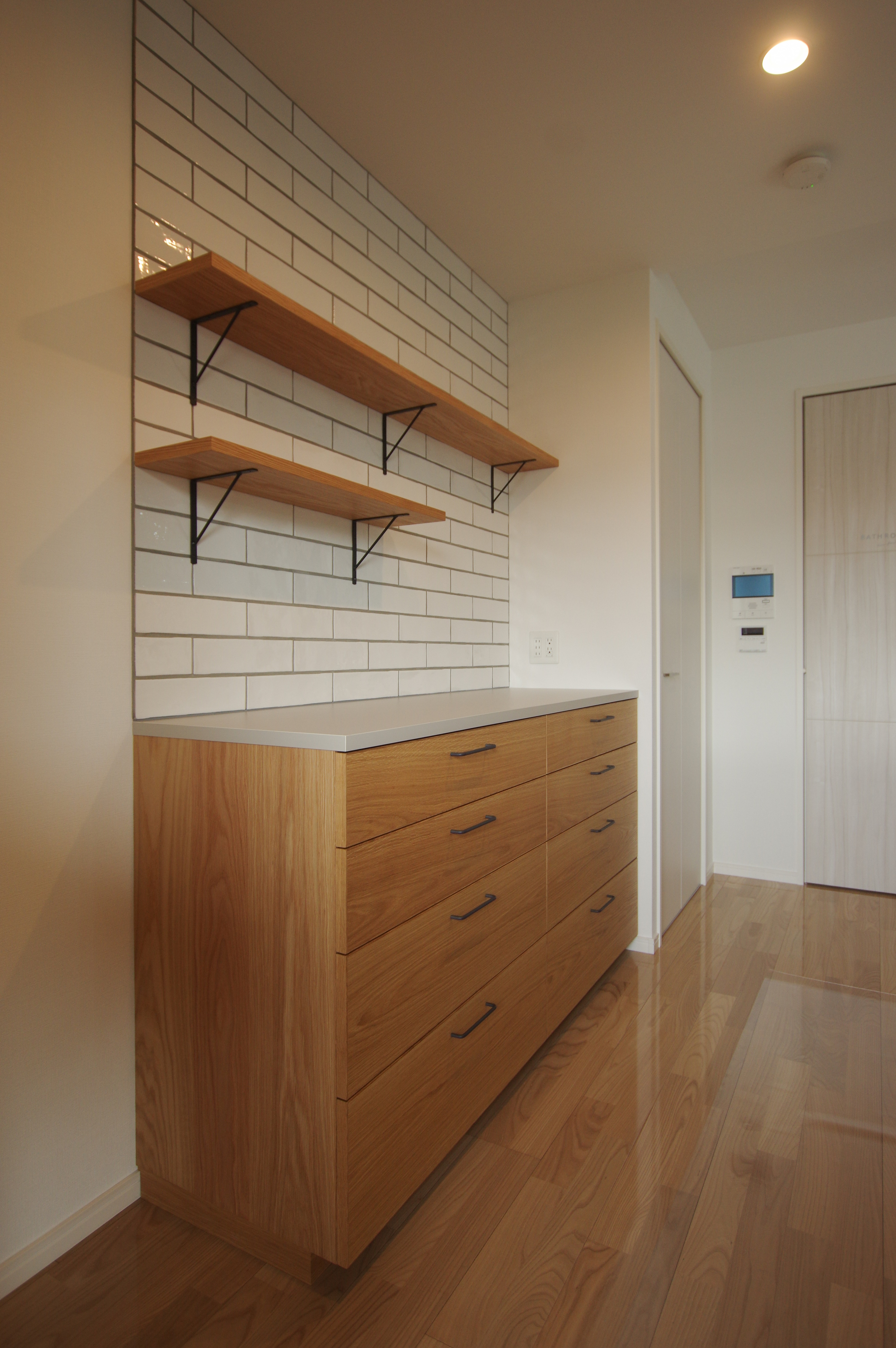 title: HOUSE 181 | Page No,194 | No.3 | sync-furniture | 株式会社 SYNC | 福岡県 家具工房 | オーダーメイドキッチン