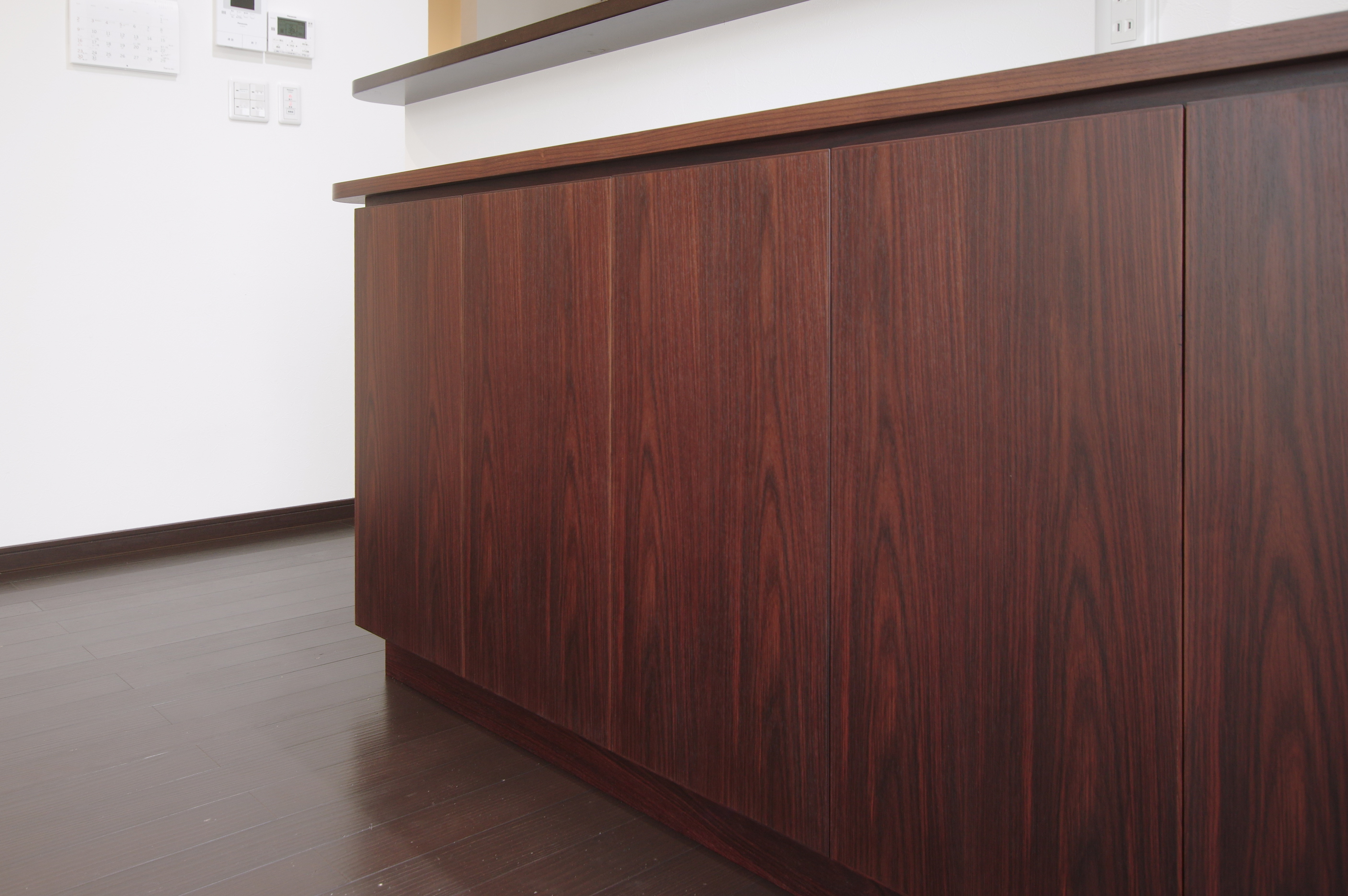 title: HOUSE 185 | Page No,198 | No.3 | sync-furniture | 株式会社 SYNC | 福岡県 家具工房 | オーダーメイドキッチン