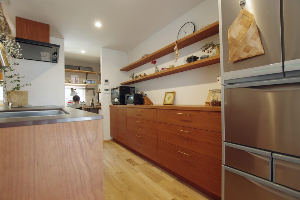 title: HOUSE 184 | Page No,197 | No.2 | sync-furniture | 株式会社 SYNC | 福岡県 家具工房 | オーダーメイドキッチン