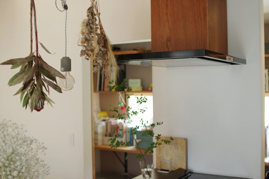 title: HOUSE 184 | Page No,197 | No.7 | sync-furniture | 株式会社 SYNC | 福岡県 家具工房 | オーダーメイドキッチン