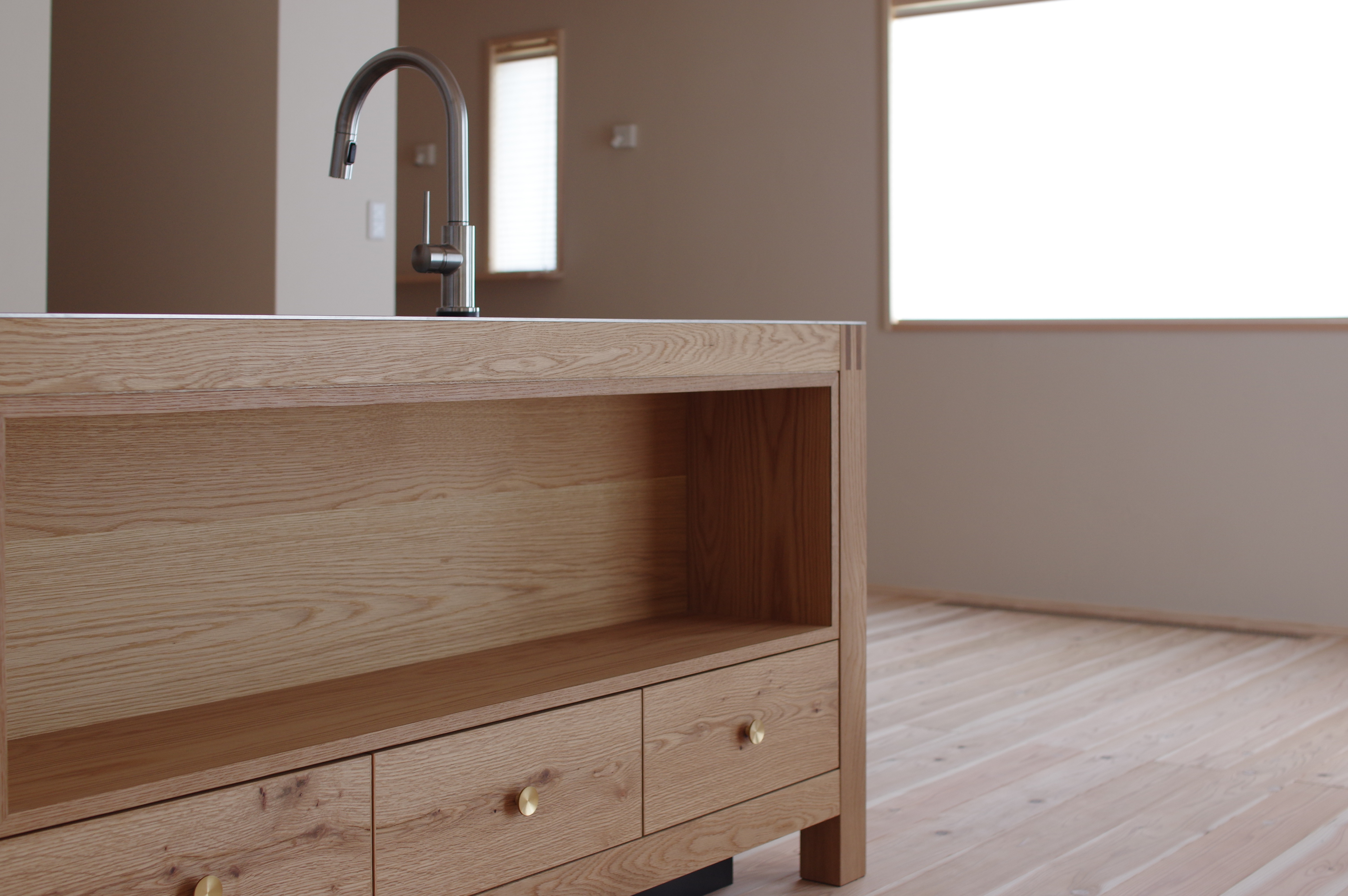 title: HOUSE 192 | Page No,205 | No.11 | sync-furniture | 株式会社 SYNC | 福岡県 家具工房 | オーダーメイドキッチン