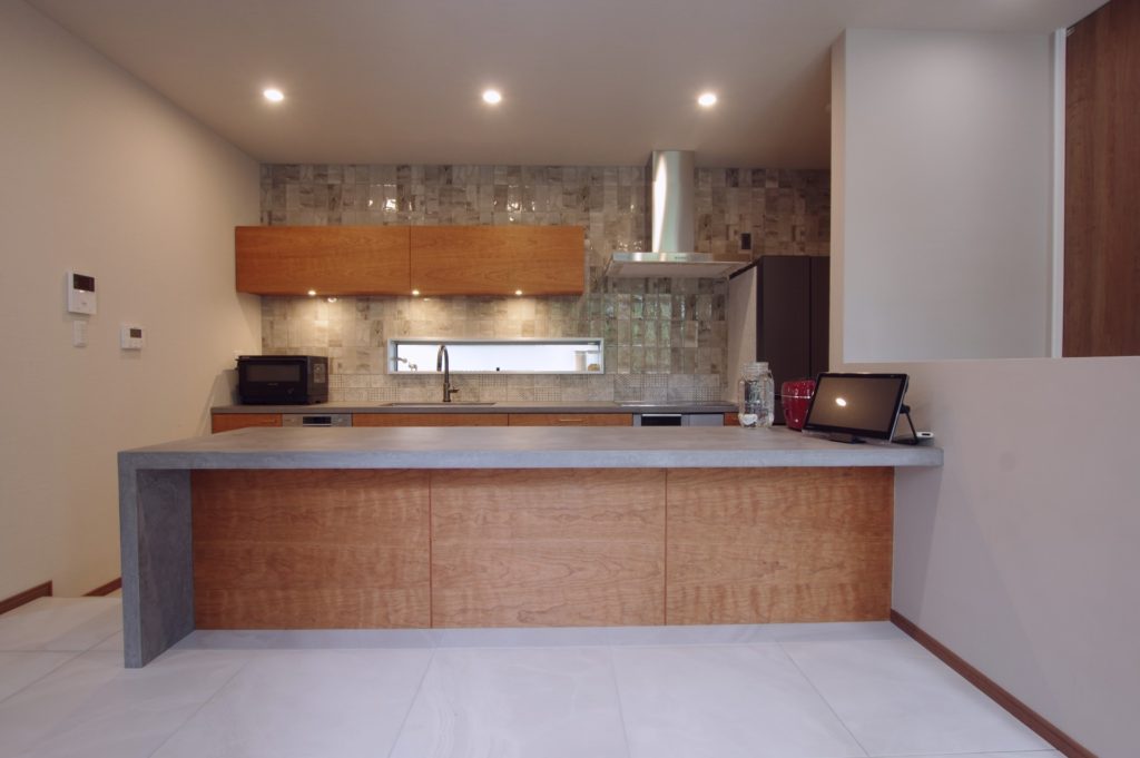 title: HOUSE 189 | Page No,202 | No.1 | sync-furniture | 株式会社 SYNC | 福岡県 家具工房 | オーダーメイドキッチン