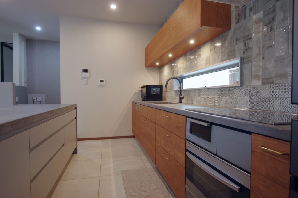 title: HOUSE 189 | Page No,202 | No.3 | sync-furniture | 株式会社 SYNC | 福岡県 家具工房 | オーダーメイドキッチン