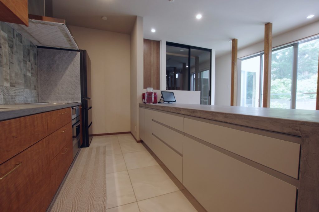 title: HOUSE 189 | Page No,202 | No.7 | sync-furniture | 株式会社 SYNC | 福岡県 家具工房 | オーダーメイドキッチン