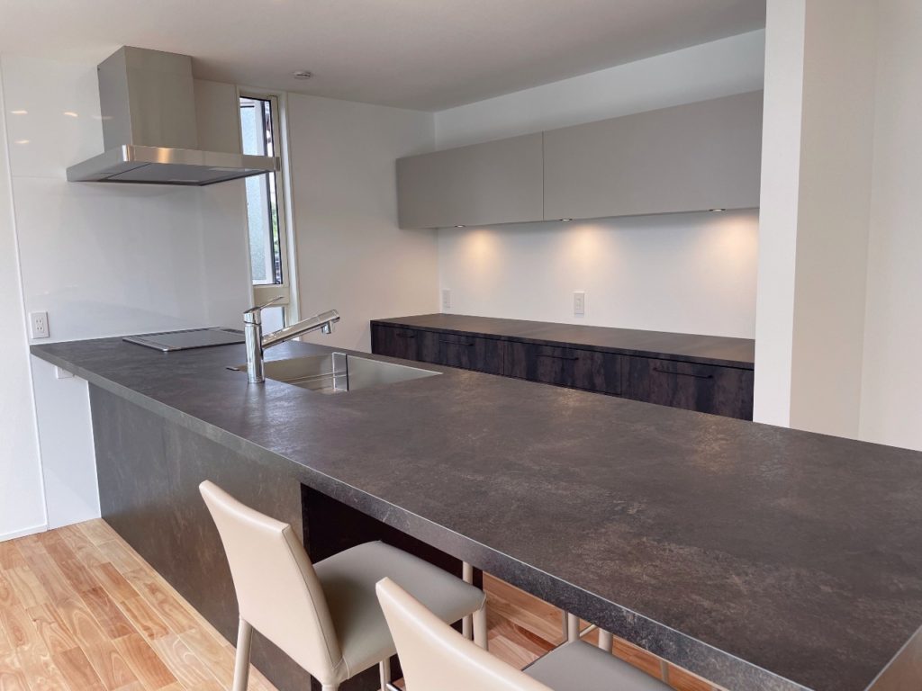 title: HOUSE 191 | Page No,204 | No.2 | sync-furniture | 株式会社 SYNC | 福岡県 家具工房 | オーダーメイドキッチン