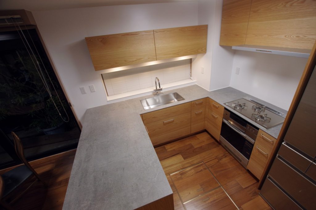 title: HOUSE 193 | Page No,206 | No.3 | sync-furniture | 株式会社 SYNC | 福岡県 家具工房 | オーダーメイドキッチン