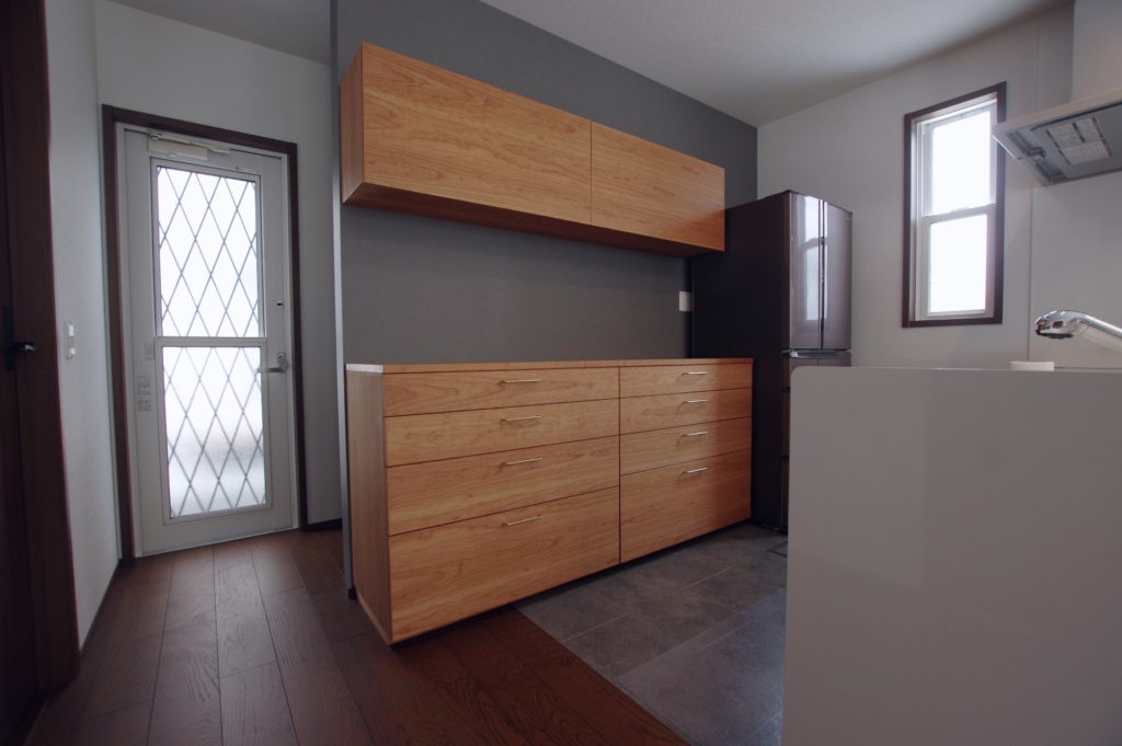 title: HOUSE 194 | Page No,207 | No.1 | sync-furniture | 株式会社 SYNC | 福岡県 家具工房 | オーダーメイドキッチン