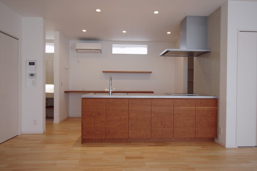 title: HOUSE 195 | Page No,208 | No.8 | sync-furniture | 株式会社 SYNC | 福岡県 家具工房 | オーダーメイドキッチン