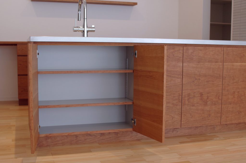 title: HOUSE 195 | Page No,208 | No.9 | sync-furniture | 株式会社 SYNC | 福岡県 家具工房 | オーダーメイドキッチン