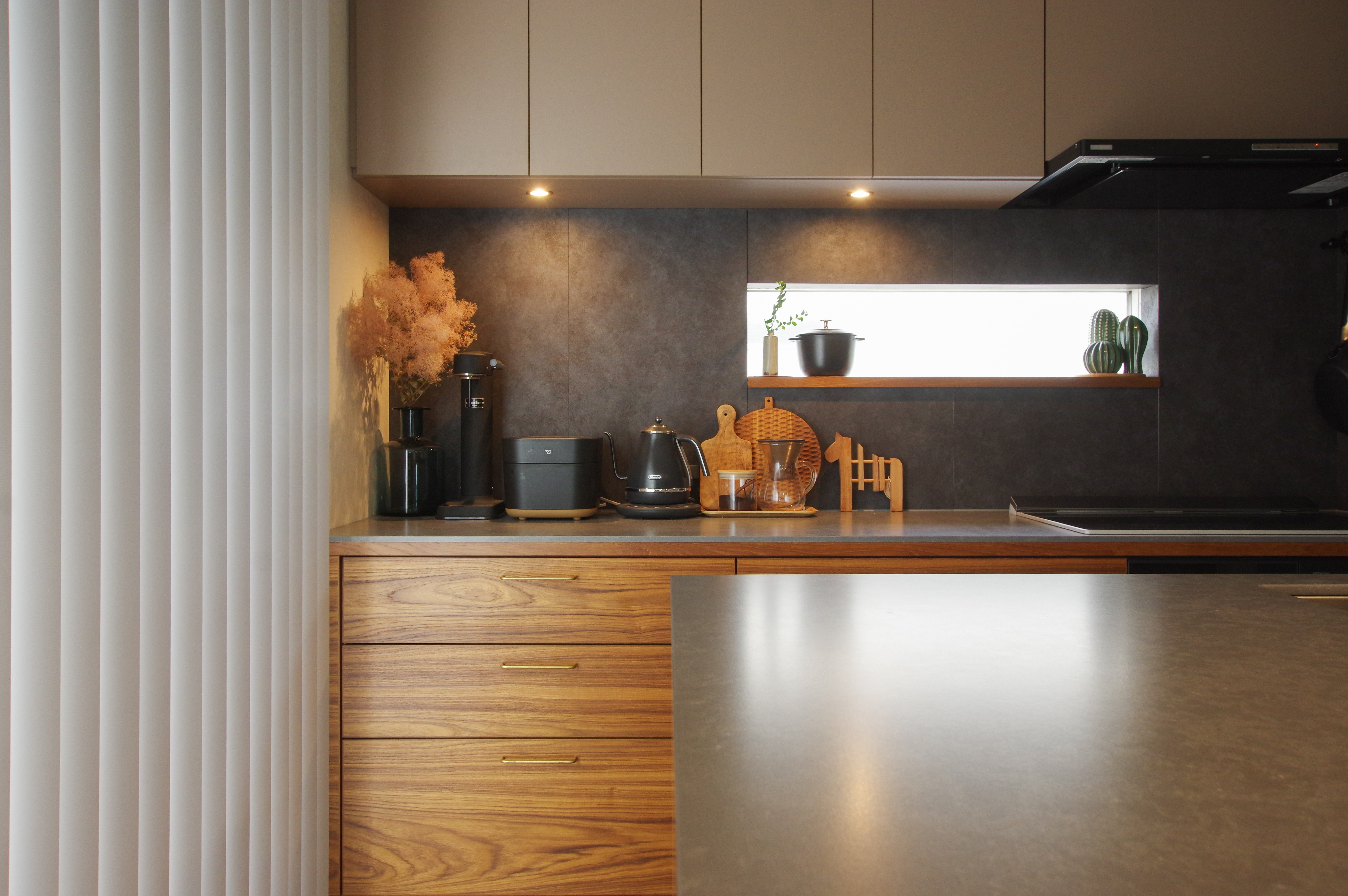 title: HOUSE 198 | Page No,211 | No.6 | sync-furniture | 株式会社 SYNC | 福岡県 家具工房 | オーダーメイドキッチン