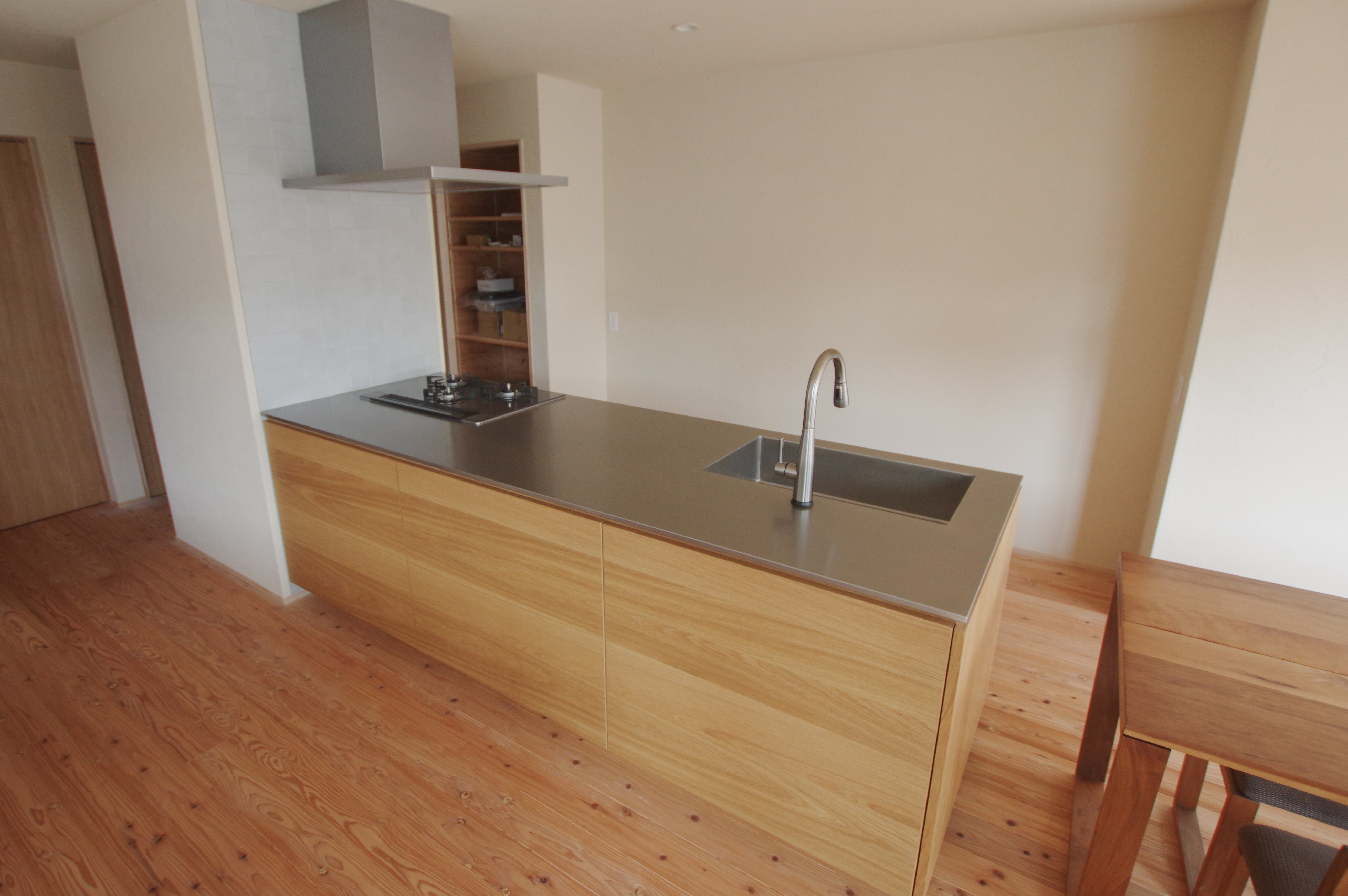title: HOUSE 200 | Page No,213 | No.3 | sync-furniture | 株式会社 SYNC | 福岡県 家具工房 | オーダーメイドキッチン