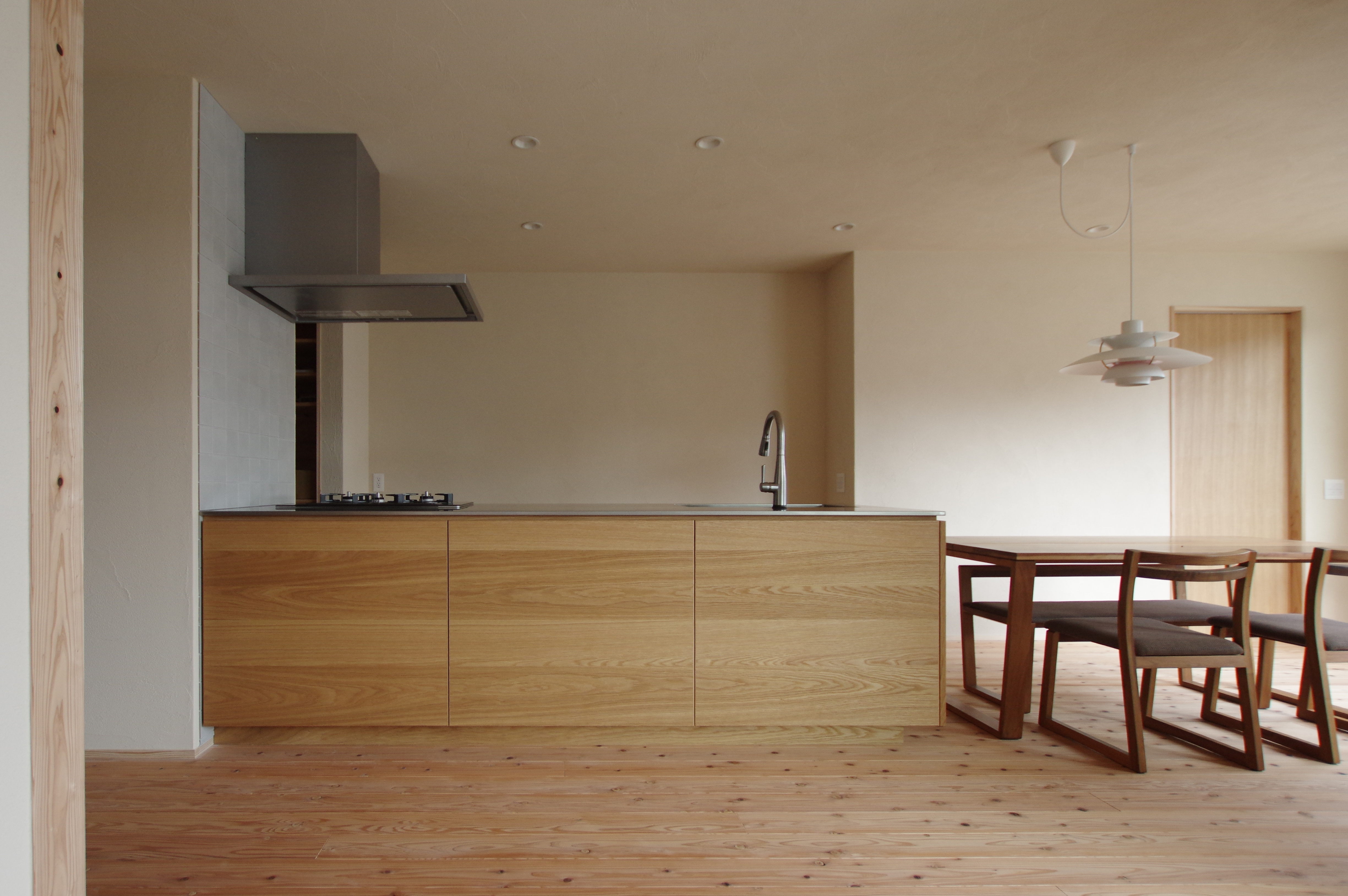 title: HOUSE 200 | Page No,213 | No.2 | sync-furniture | 株式会社 SYNC | 福岡県 家具工房 | オーダーメイドキッチン