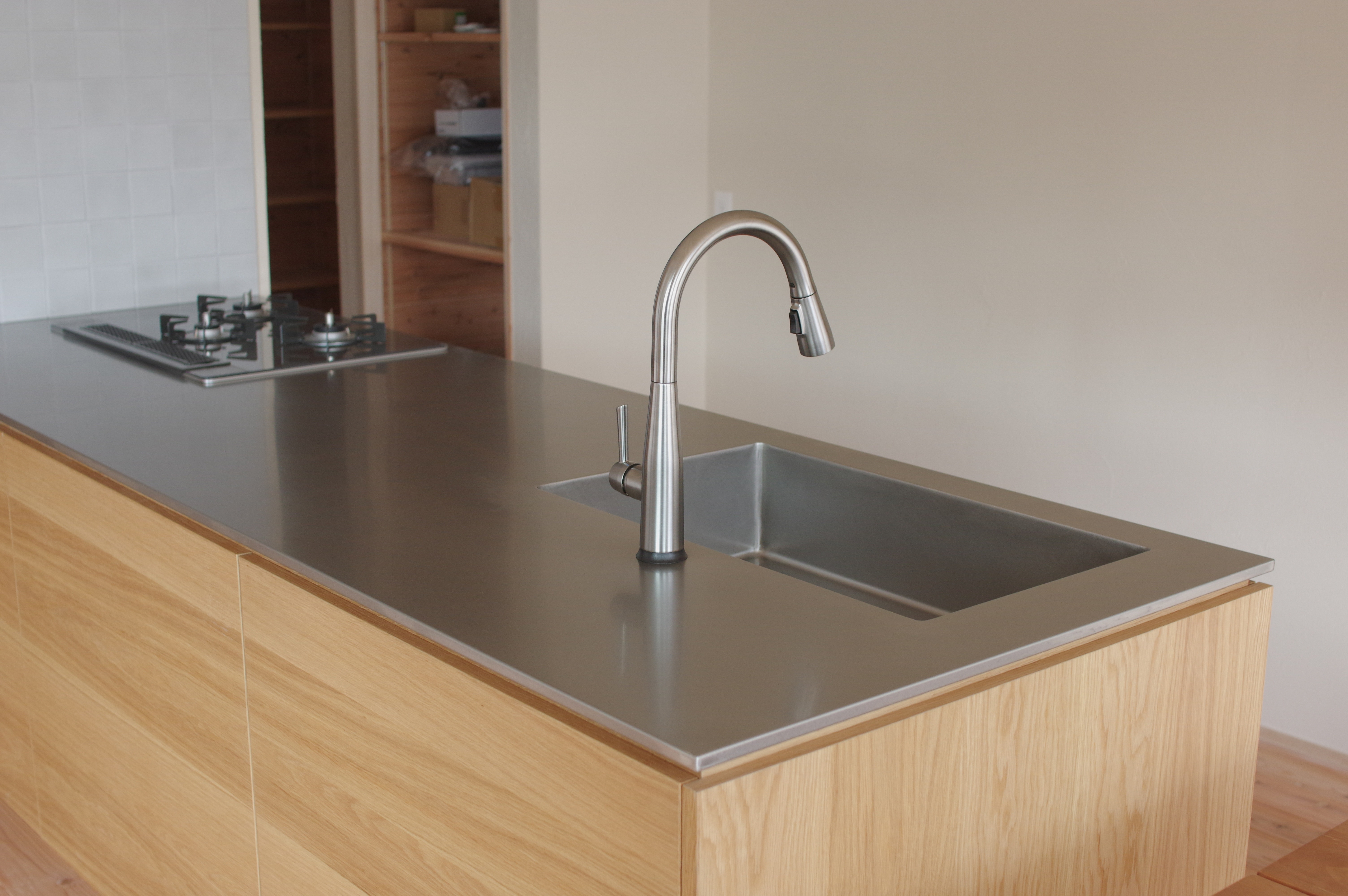 title: HOUSE 200 | Page No,213 | No.11 | sync-furniture | 株式会社 SYNC | 福岡県 家具工房 | オーダーメイドキッチン