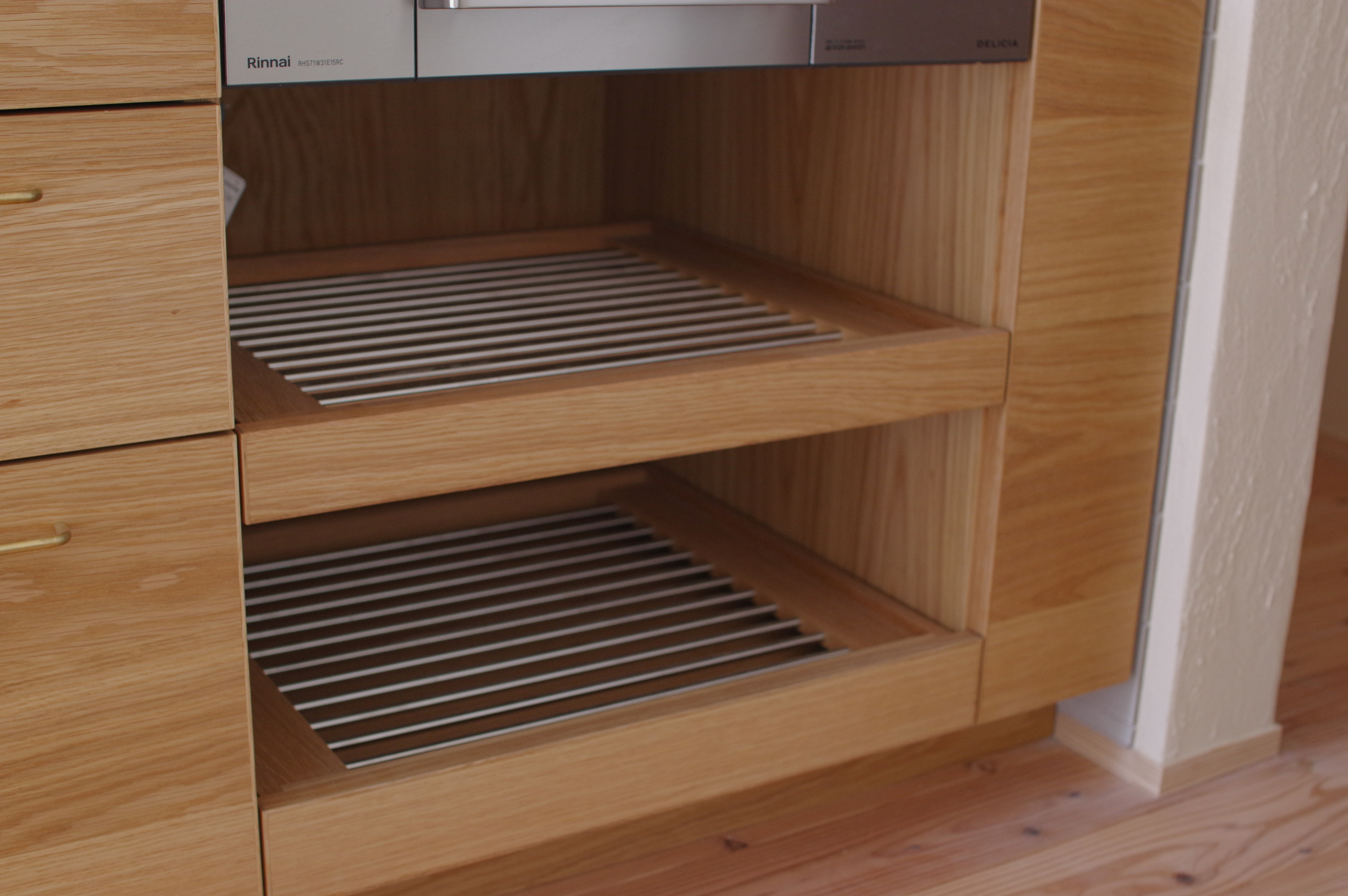 title: HOUSE 200 | Page No,213 | No.6 | sync-furniture | 株式会社 SYNC | 福岡県 家具工房 | オーダーメイドキッチン