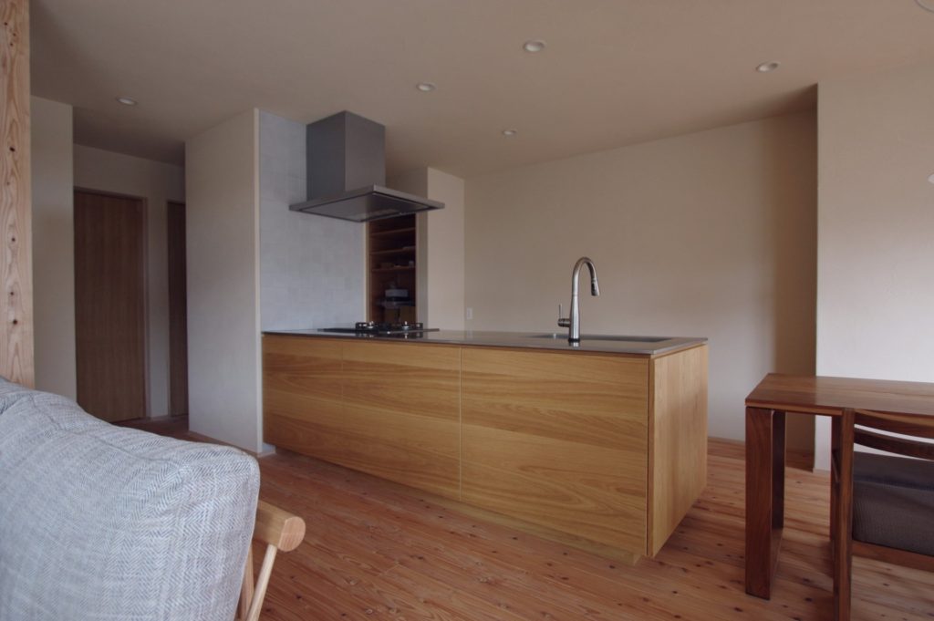 title: HOUSE 200 | Page No,213 | No.2 | sync-furniture | 株式会社 SYNC | 福岡県 家具工房 | オーダーメイドキッチン