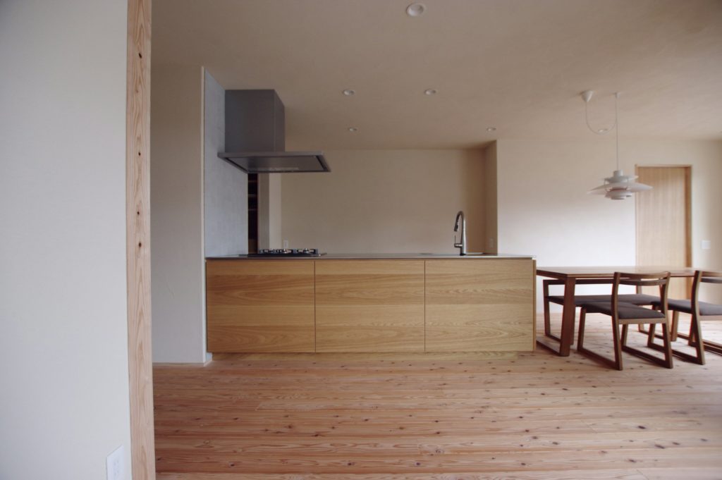 title: HOUSE 200 | Page No,213 | No.1 | sync-furniture | 株式会社 SYNC | 福岡県 家具工房 | オーダーメイドキッチン