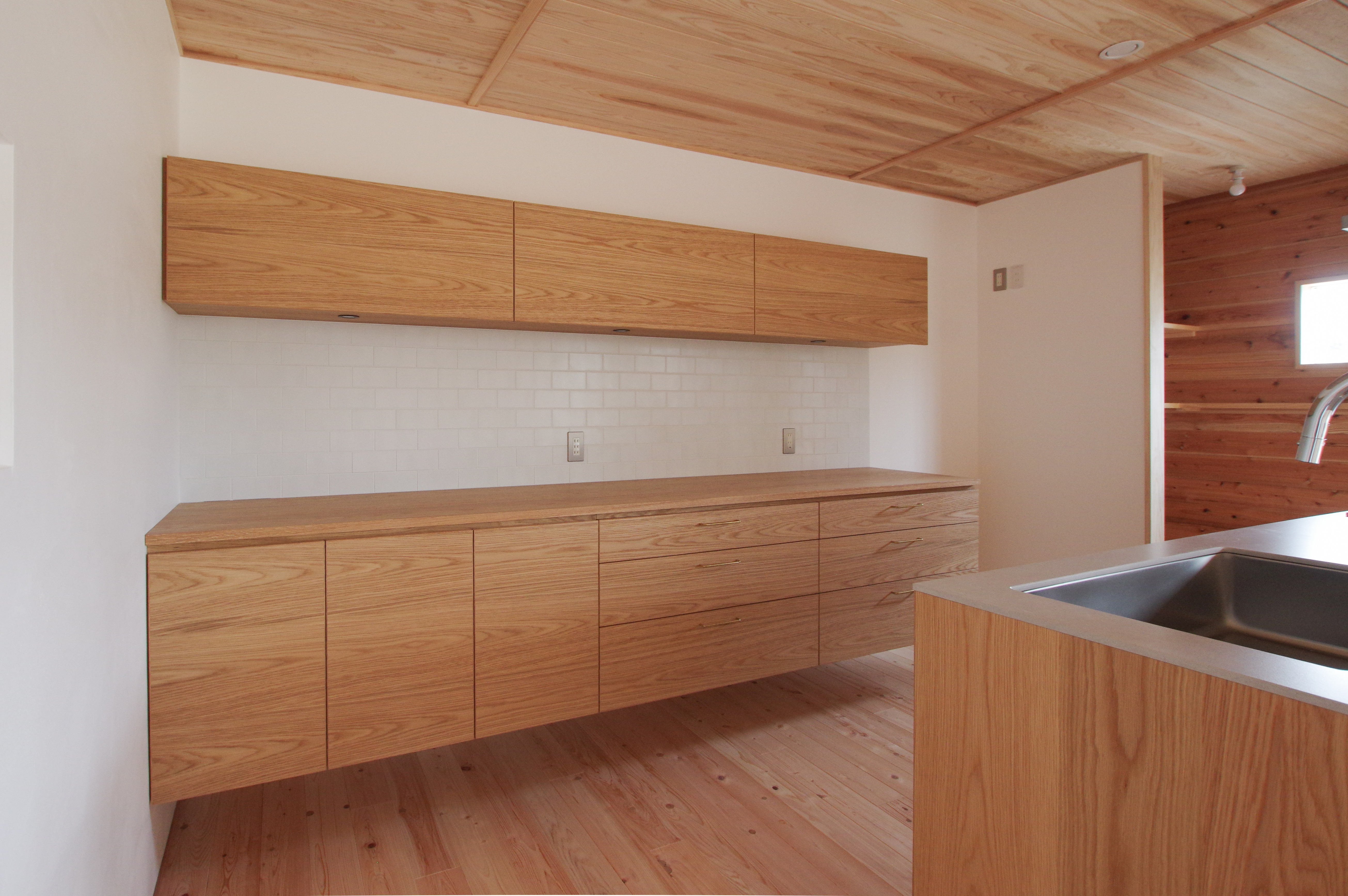 title: HOUSE 203 | Page No,216 | No.3 | sync-furniture | 株式会社 SYNC | 福岡県 家具工房 | オーダーメイドキッチン