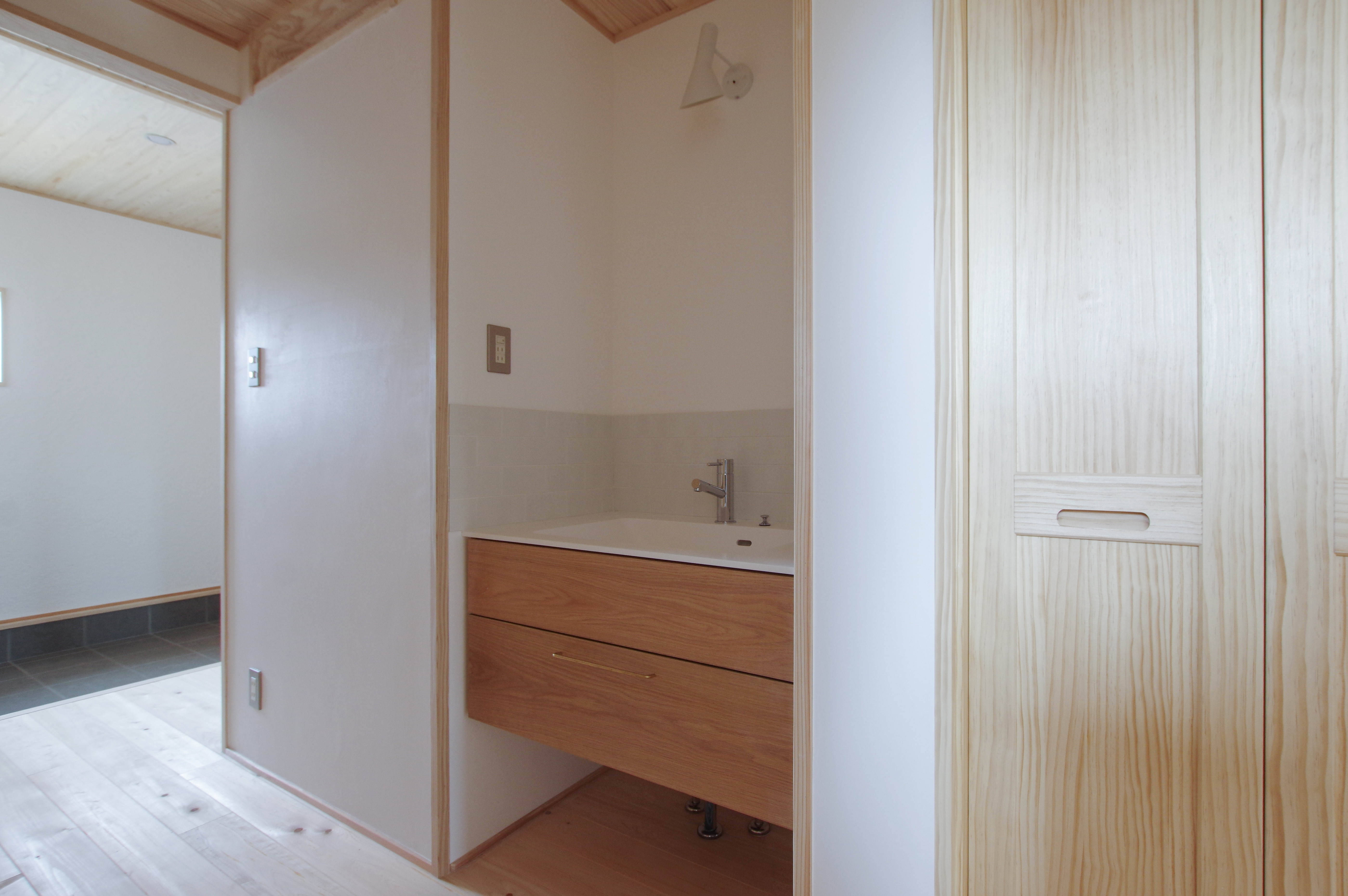 title: HOUSE 203 | Page No,216 | No.11 | sync-furniture | 株式会社 SYNC | 福岡県 家具工房 | オーダーメイドキッチン