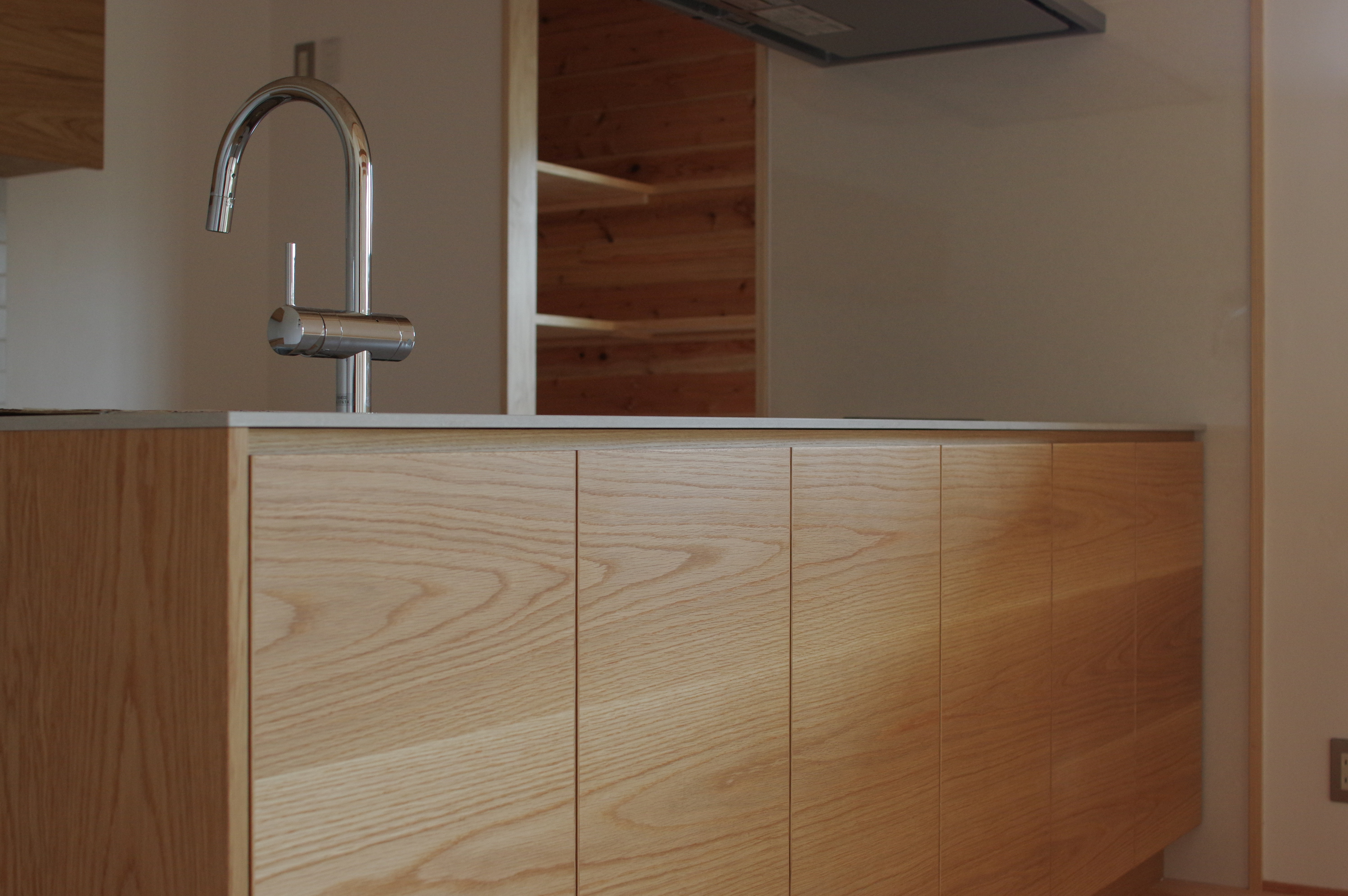 title: HOUSE 203 | Page No,216 | No.7 | sync-furniture | 株式会社 SYNC | 福岡県 家具工房 | オーダーメイドキッチン