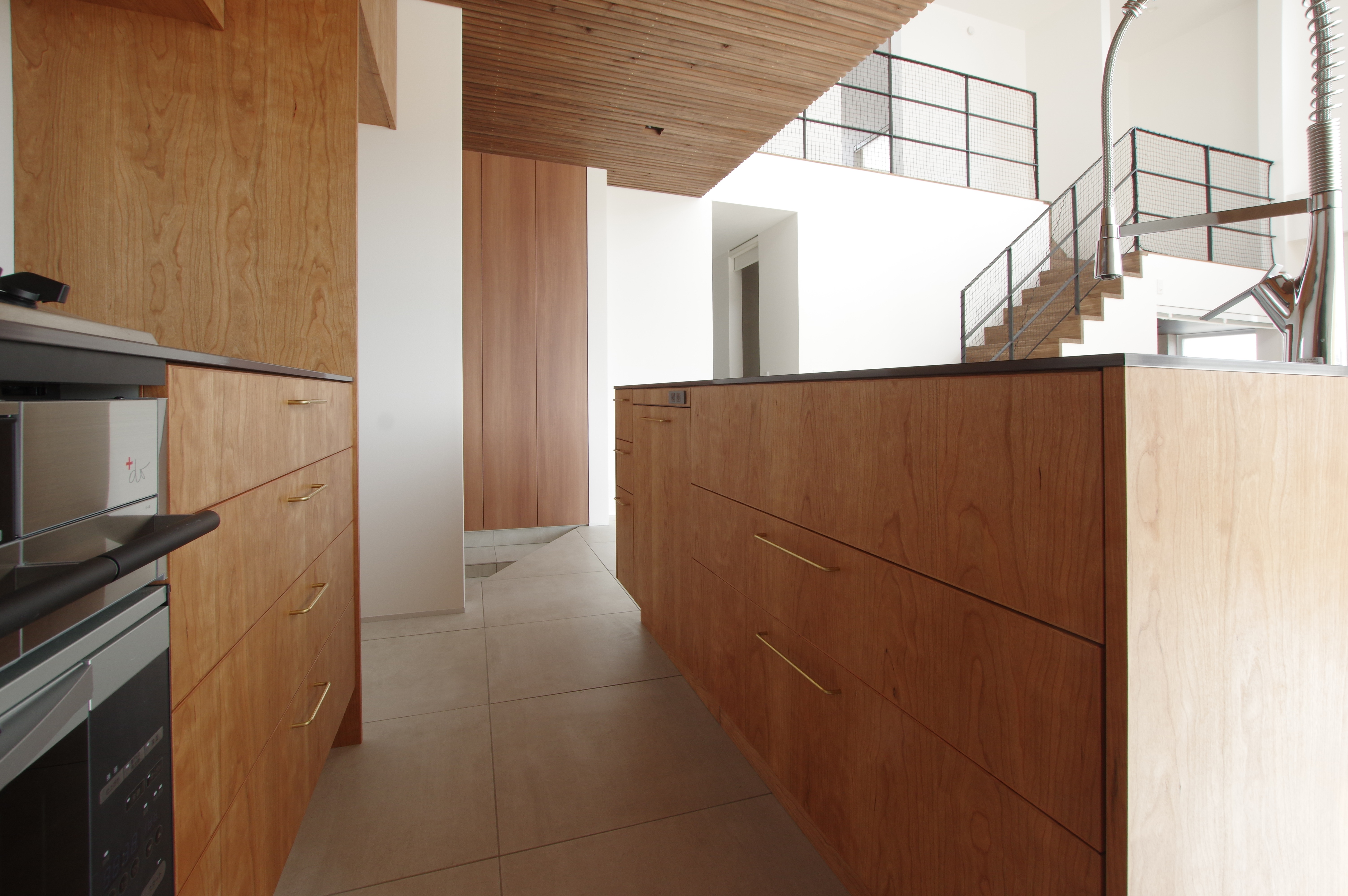 title: HOUSE 204 | Page No,217 | No.4 | sync-furniture | 株式会社 SYNC | 福岡県 家具工房 | オーダーメイドキッチン