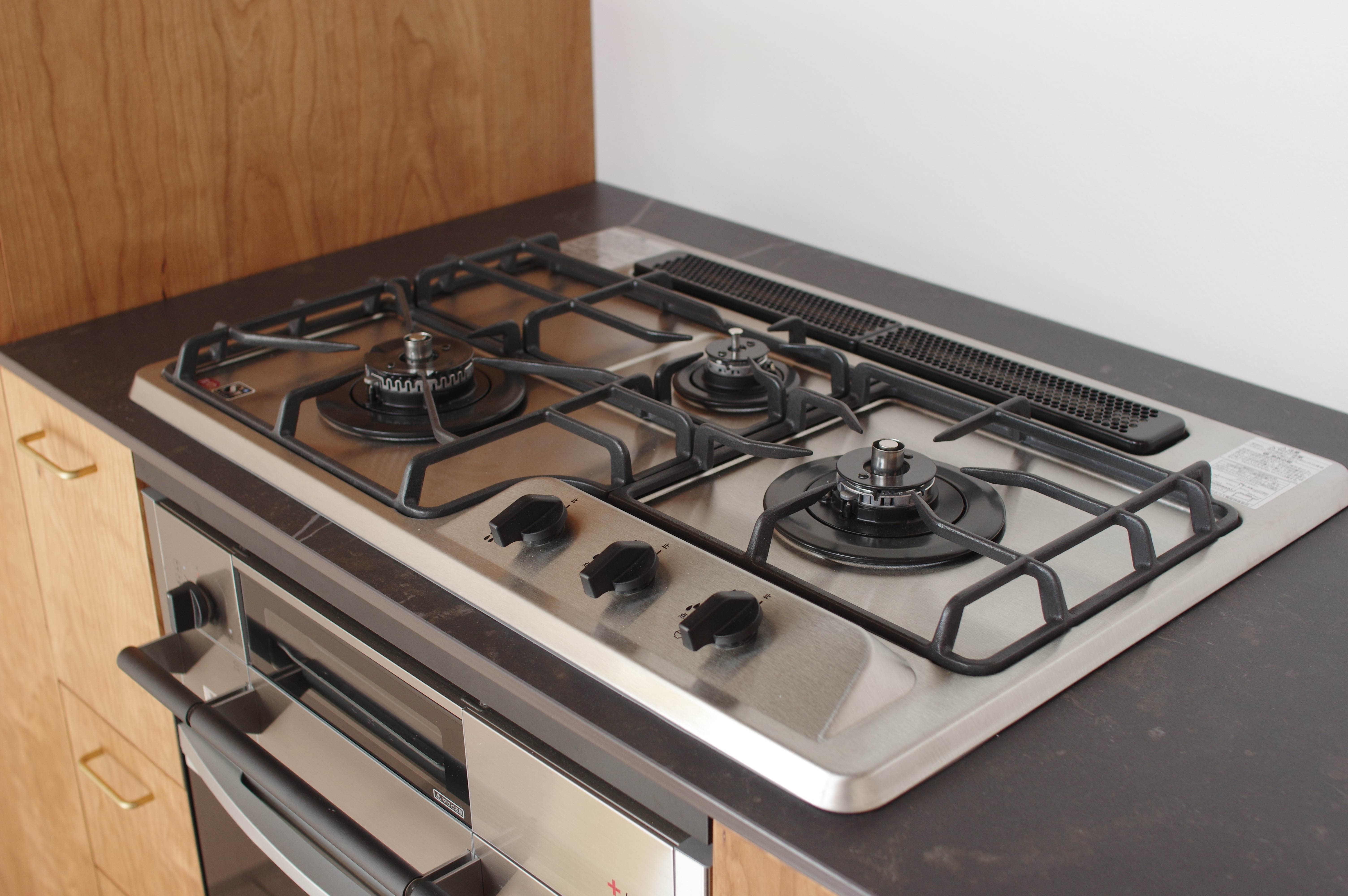 title: HOUSE 204 | Page No,217 | No.11 | sync-furniture | 株式会社 SYNC | 福岡県 家具工房 | オーダーメイドキッチン