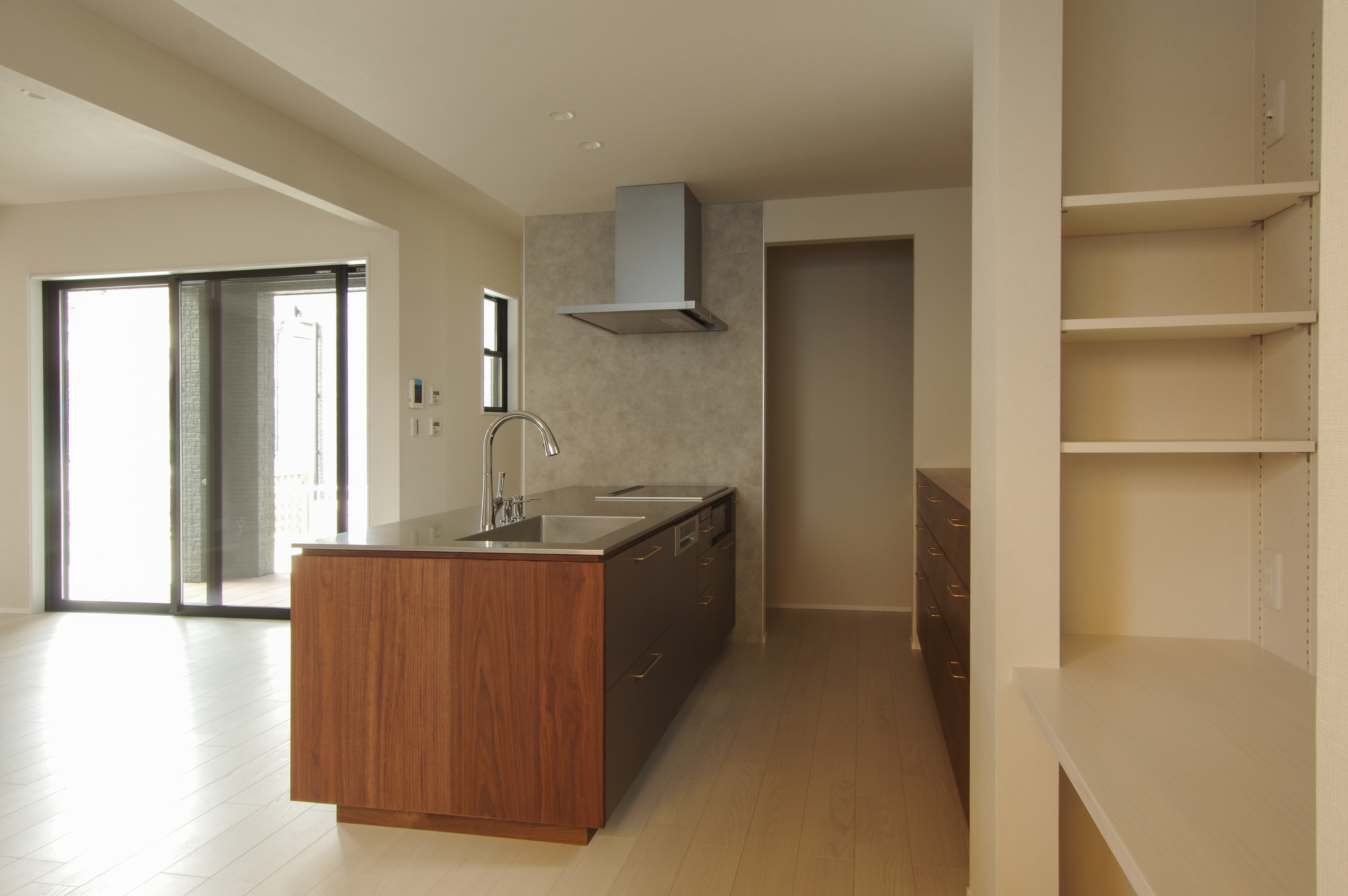 title: HOUSE 205 | Page No,218 | No.4 | sync-furniture | 株式会社 SYNC | 福岡県 家具工房 | オーダーメイドキッチン
