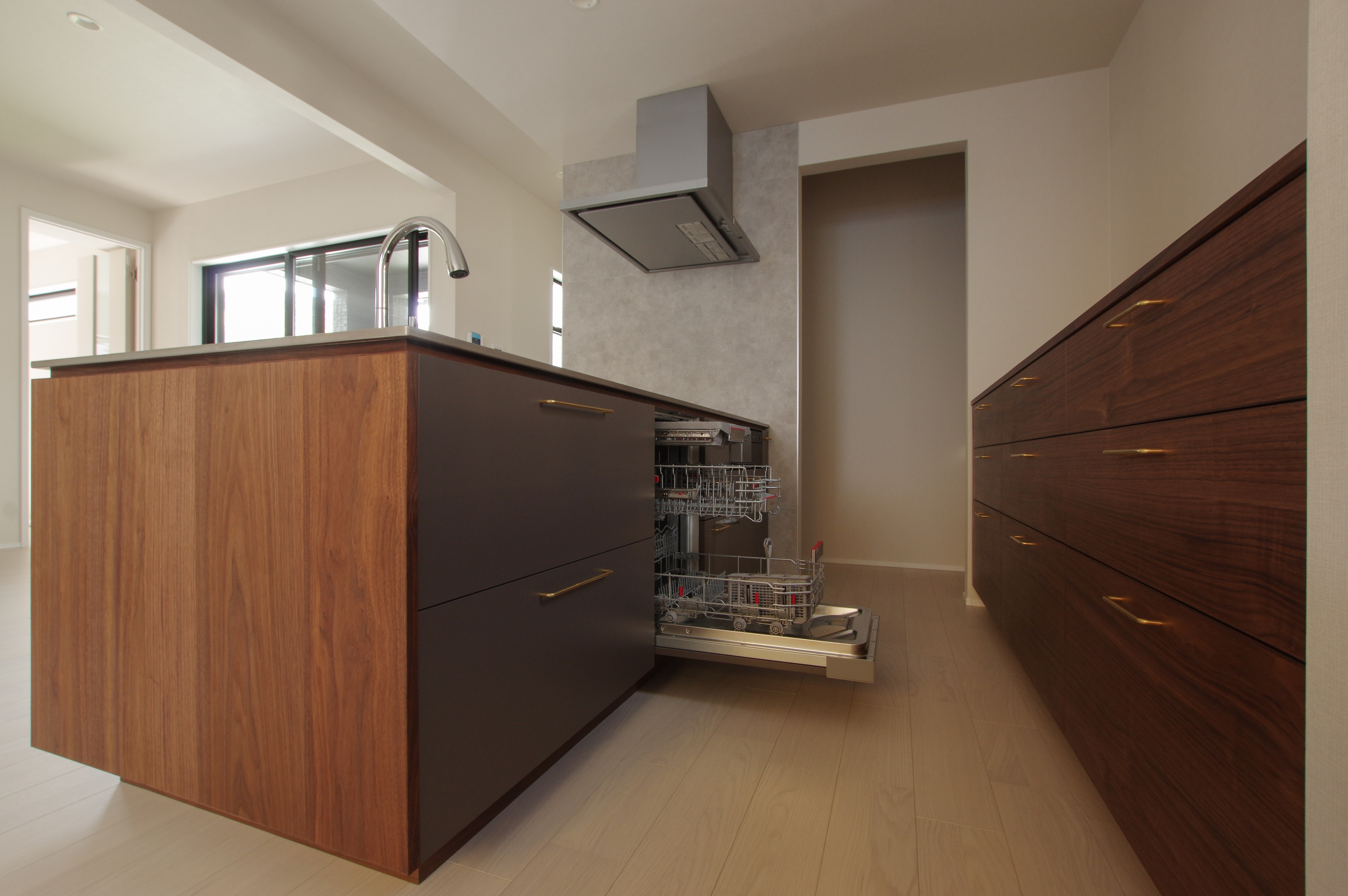 title: HOUSE 205 | Page No,218 | No.6 | sync-furniture | 株式会社 SYNC | 福岡県 家具工房 | オーダーメイドキッチン
