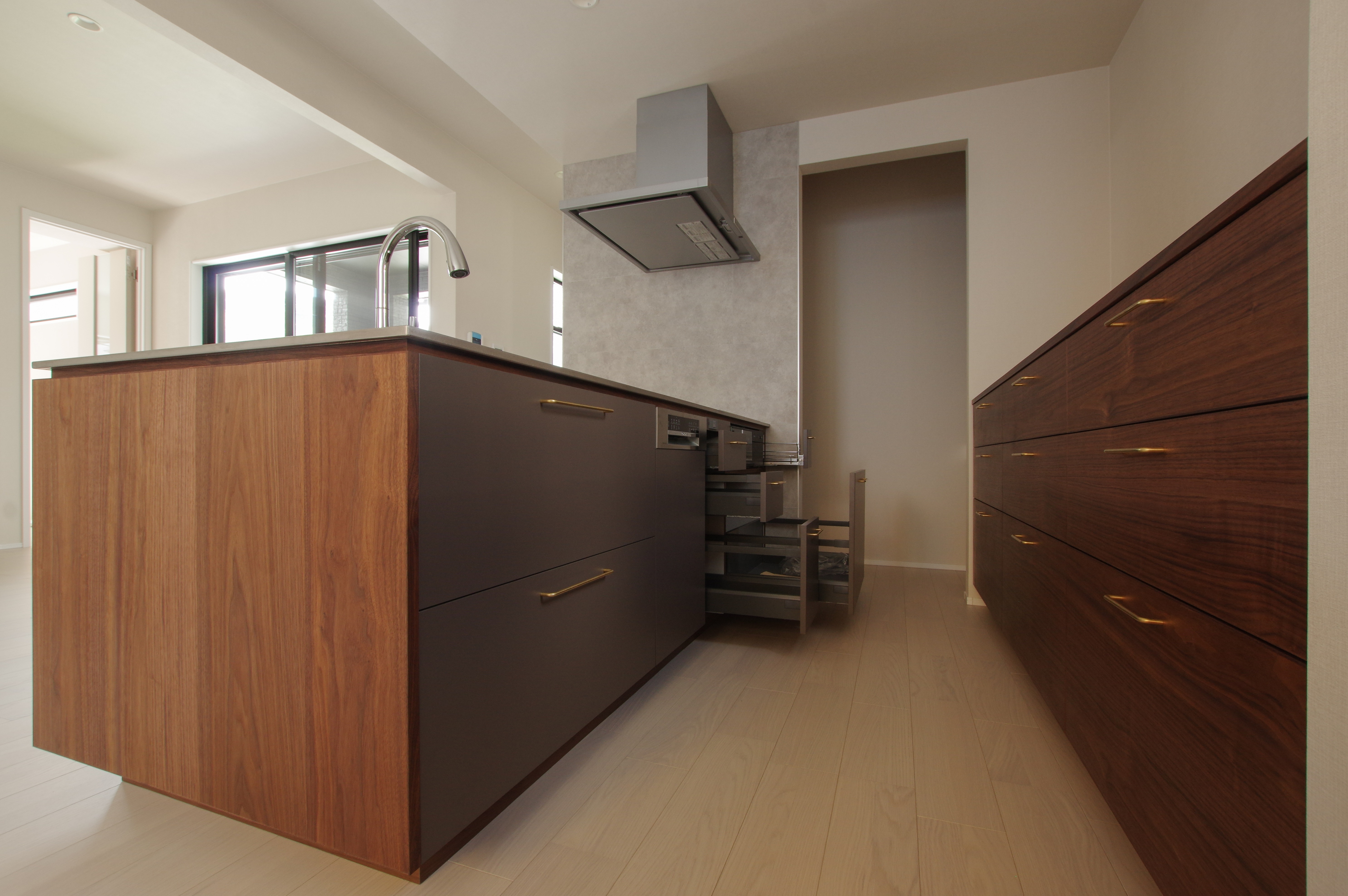 title: HOUSE 205 | Page No,218 | No.7 | sync-furniture | 株式会社 SYNC | 福岡県 家具工房 | オーダーメイドキッチン