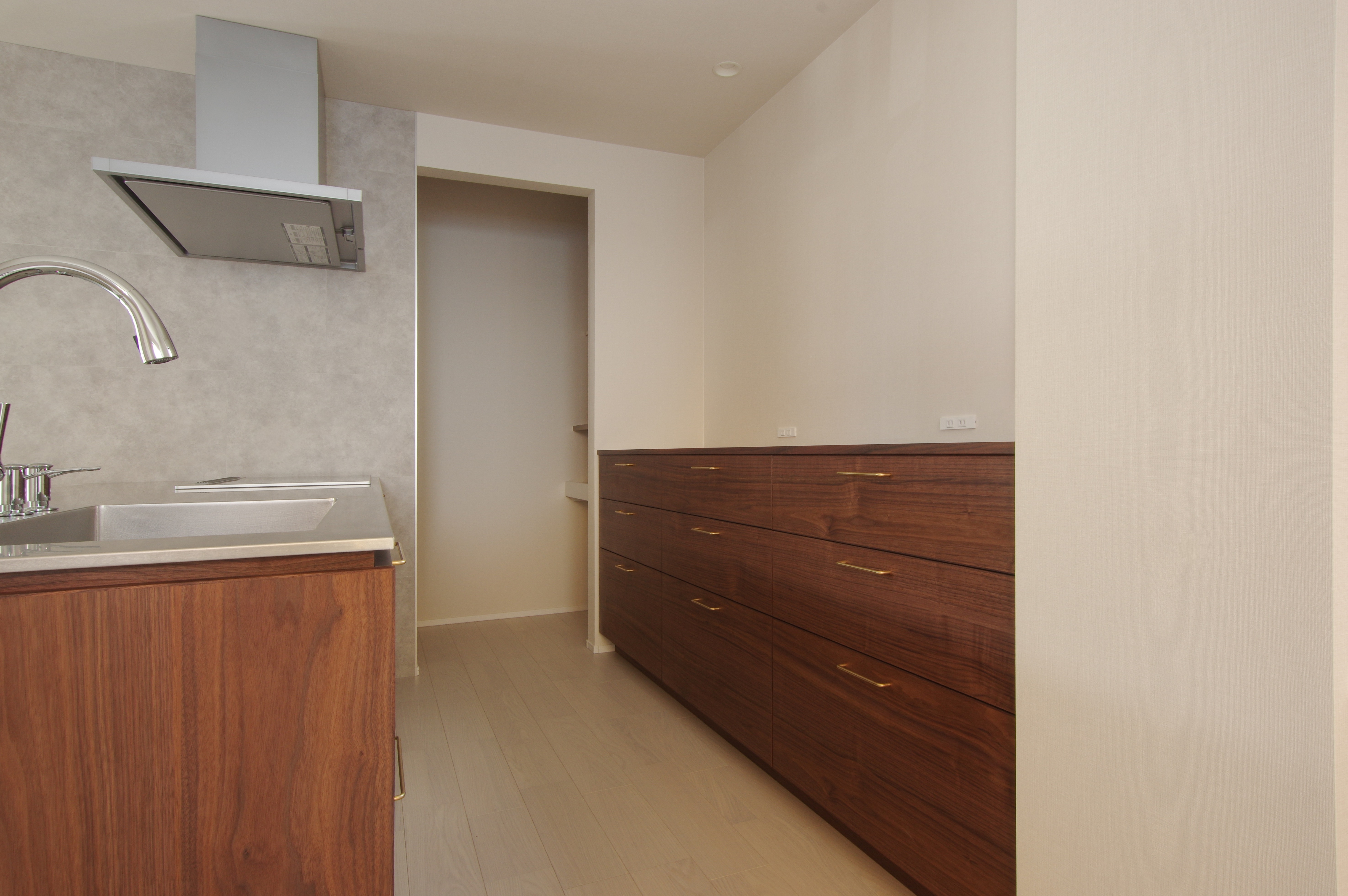 title: HOUSE 205 | Page No,218 | No.8 | sync-furniture | 株式会社 SYNC | 福岡県 家具工房 | オーダーメイドキッチン