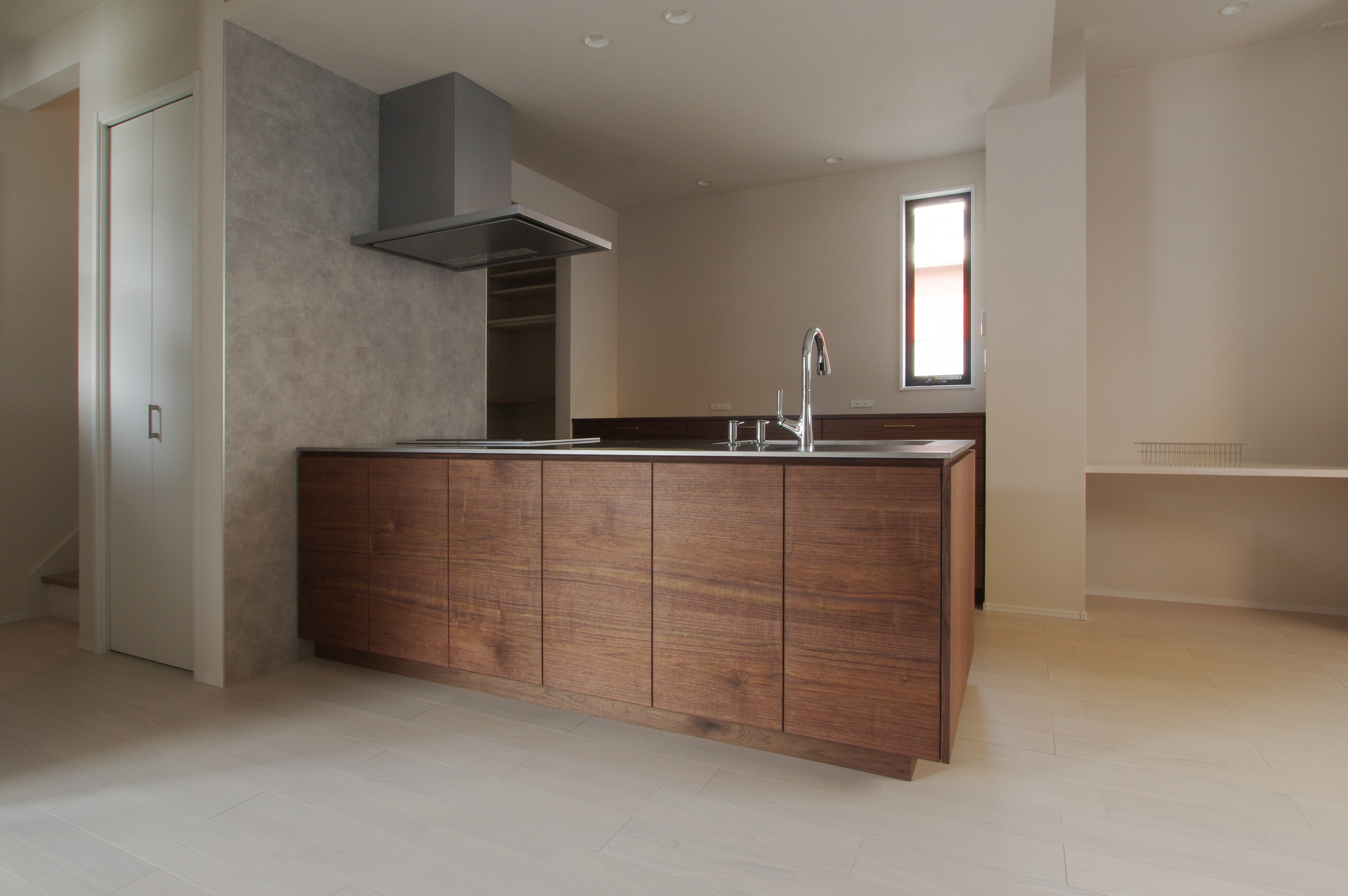 title: HOUSE 205 | Page No,218 | No.1 | sync-furniture | 株式会社 SYNC | 福岡県 家具工房 | オーダーメイドキッチン