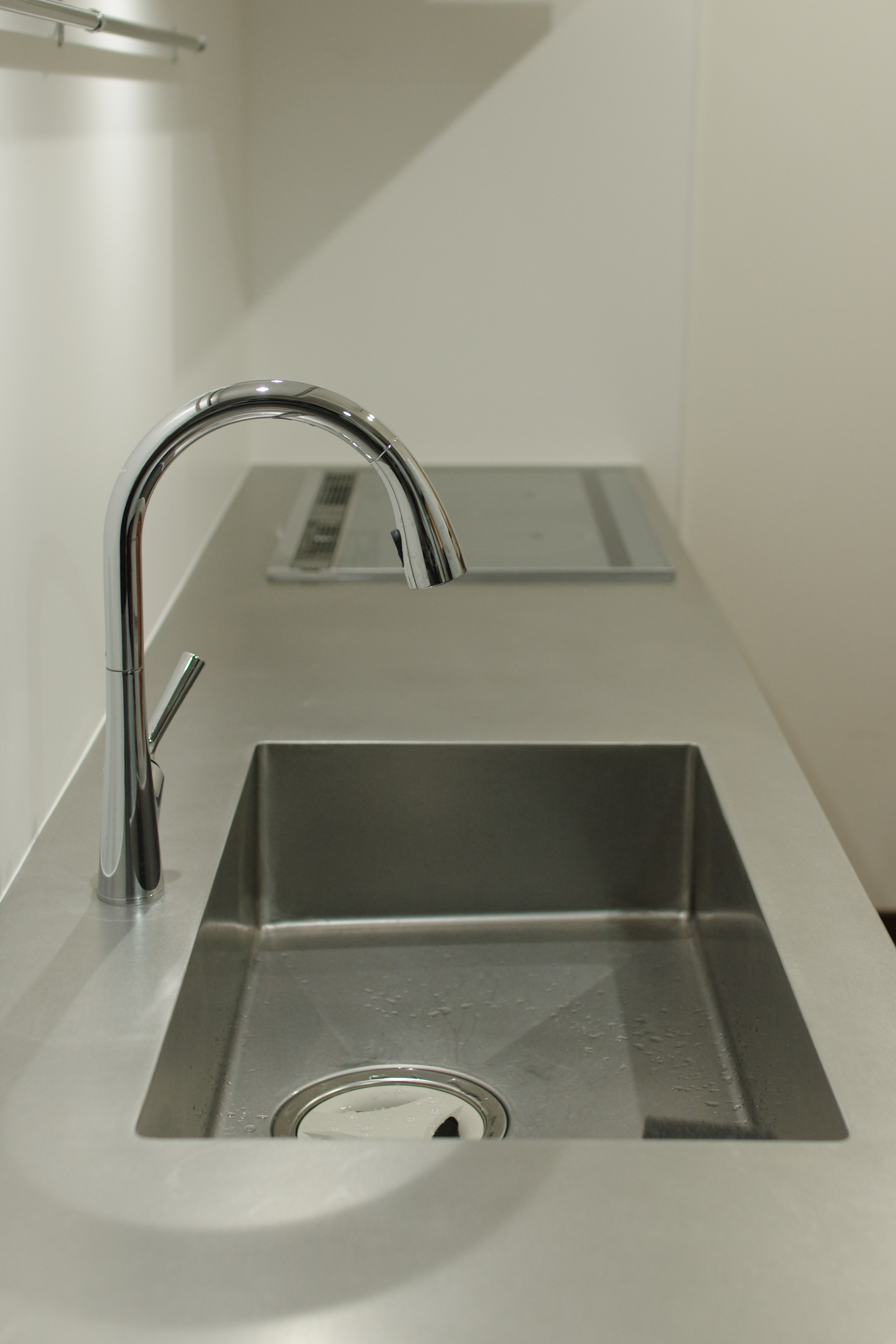 title: HOUSE 207 | Page No,220 | No.7 | sync-furniture | 株式会社 SYNC | 福岡県 家具工房 | オーダーメイドキッチン