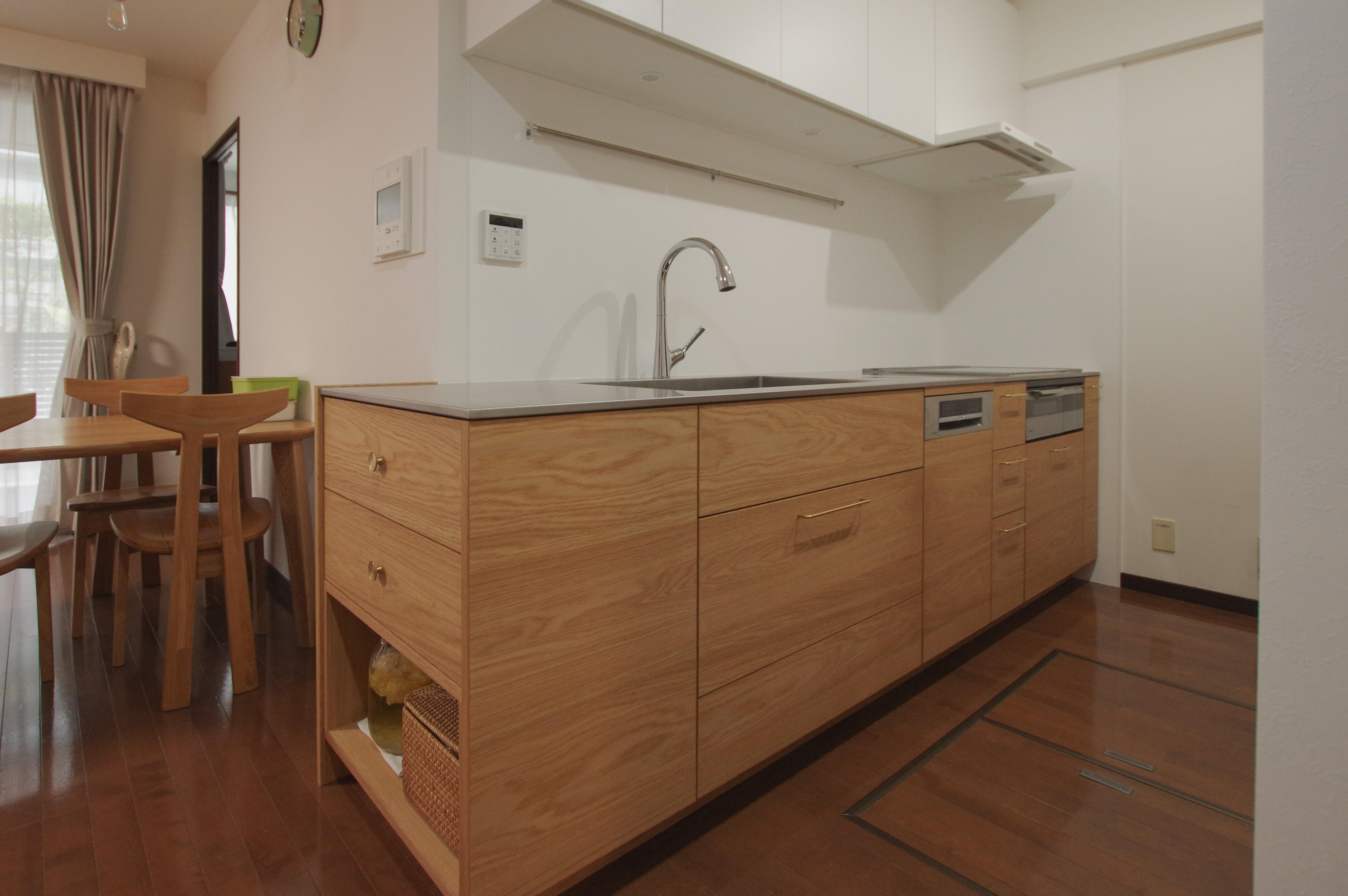 title: HOUSE 207 | Page No,220 | No.1 | sync-furniture | 株式会社 SYNC | 福岡県 家具工房 | オーダーメイドキッチン