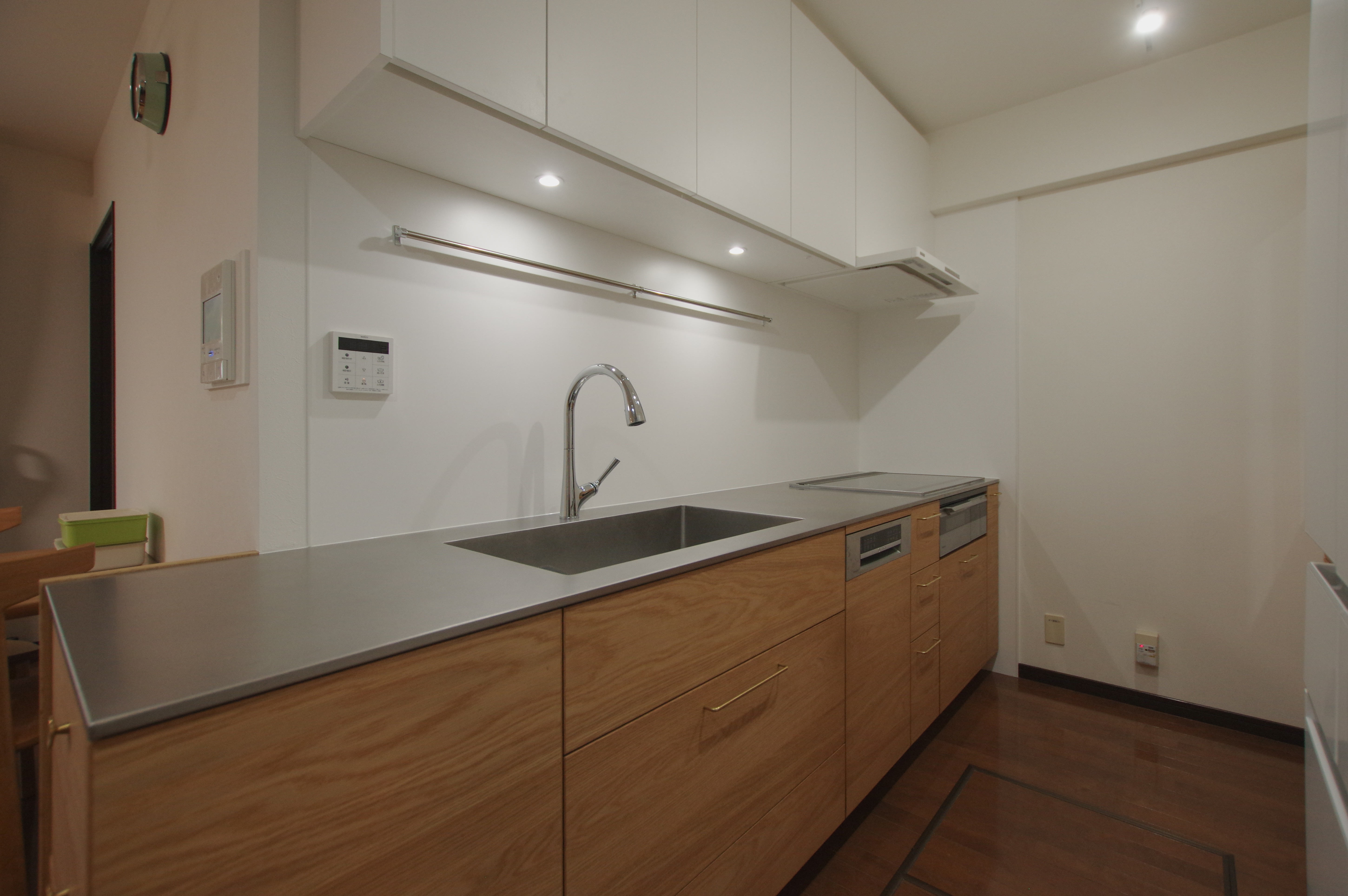 title: HOUSE 207 | Page No,220 | No.4 | sync-furniture | 株式会社 SYNC | 福岡県 家具工房 | オーダーメイドキッチン