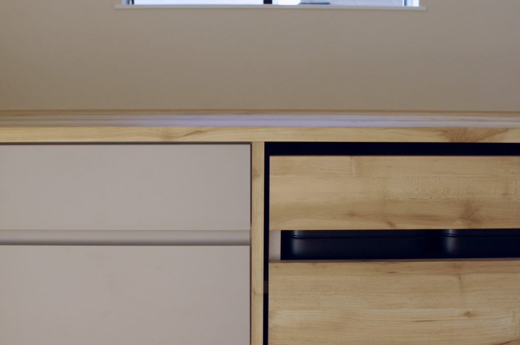 title: HOUSE 201 | Page No,214 | No.11 | sync-furniture | 株式会社 SYNC | 福岡県 家具工房 | オーダーメイドキッチン