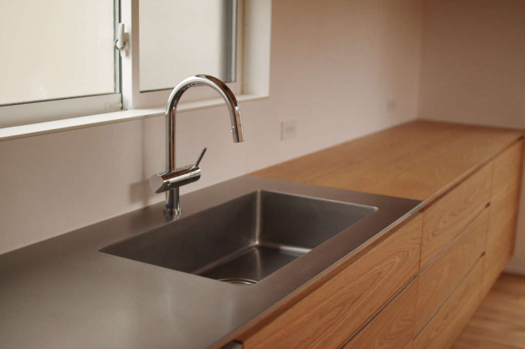 title: HOUSE 202 | Page No,215 | No.3 | sync-furniture | 株式会社 SYNC | 福岡県 家具工房 | オーダーメイドキッチン