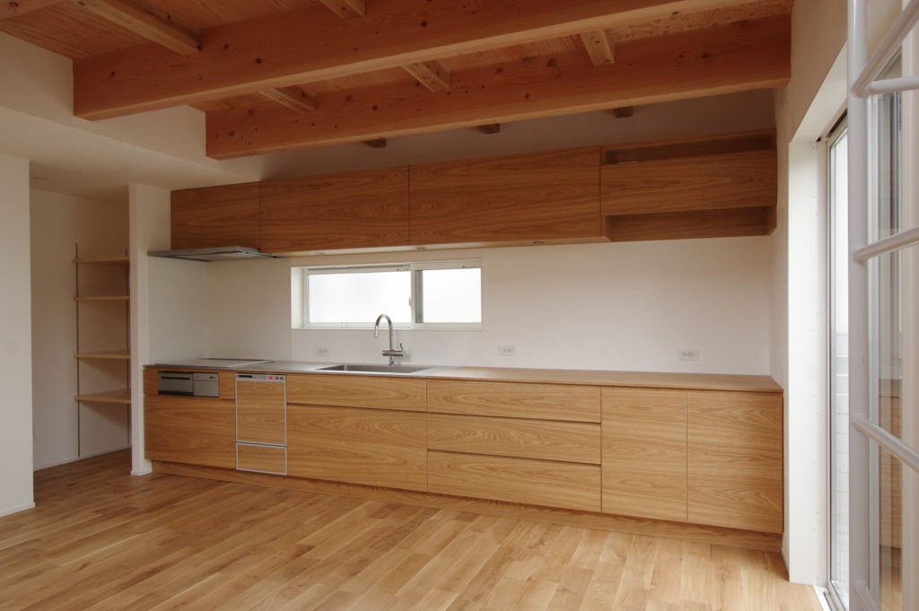 title: HOUSE 202 | Page No,215 | No.2 | sync-furniture | 株式会社 SYNC | 福岡県 家具工房 | オーダーメイドキッチン