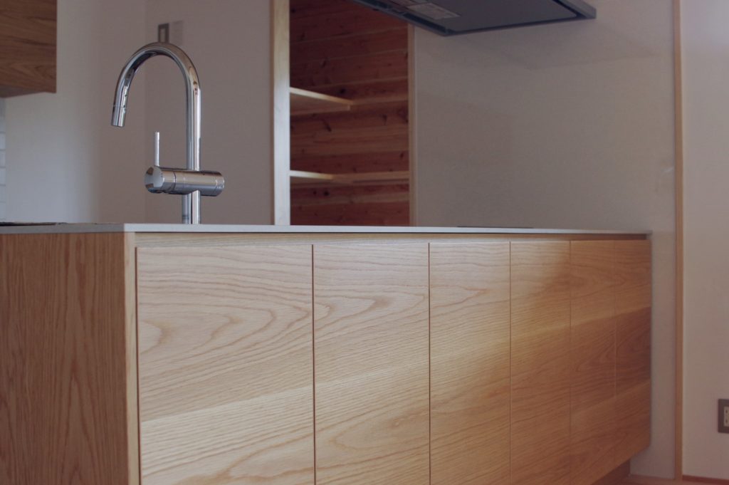 title: HOUSE 203 | Page No,216 | No.3 | sync-furniture | 株式会社 SYNC | 福岡県 家具工房 | オーダーメイドキッチン