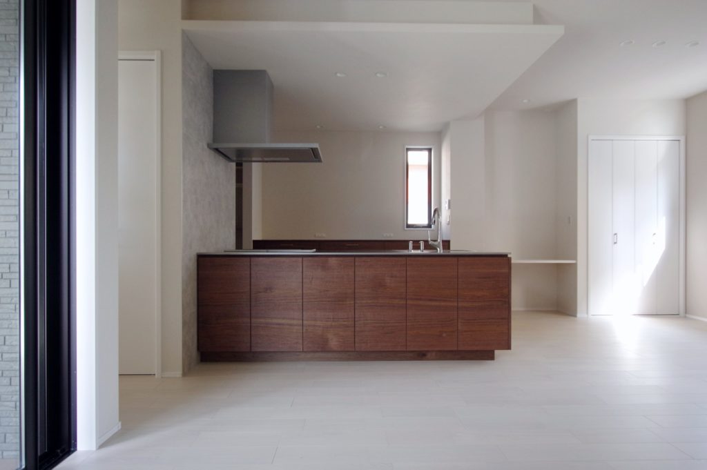 title: HOUSE 205 | Page No,218 | No.1 | sync-furniture | 株式会社 SYNC | 福岡県 家具工房 | オーダーメイドキッチン