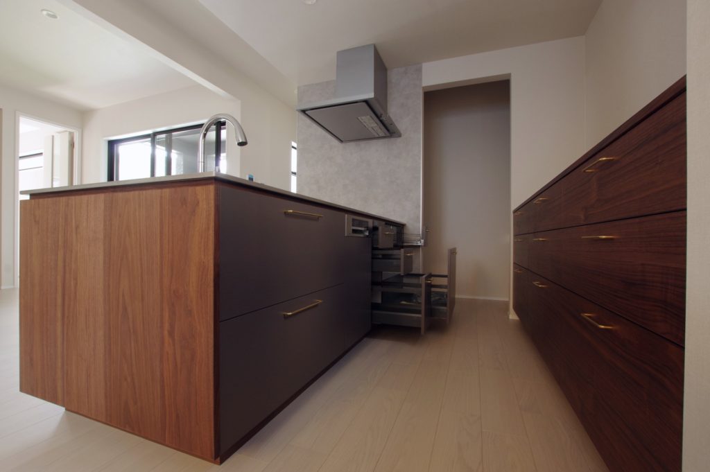 title: HOUSE 205 | Page No,218 | No.8 | sync-furniture | 株式会社 SYNC | 福岡県 家具工房 | オーダーメイドキッチン