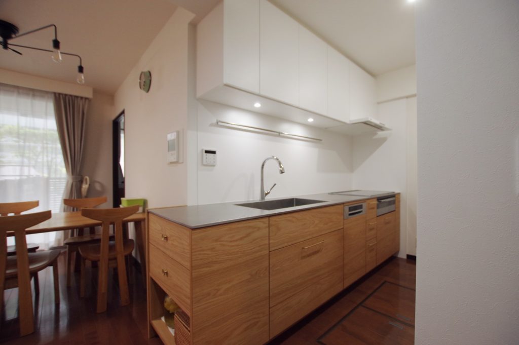 title: HOUSE 207 | Page No,220 | No.1 | sync-furniture | 株式会社 SYNC | 福岡県 家具工房 | オーダーメイドキッチン