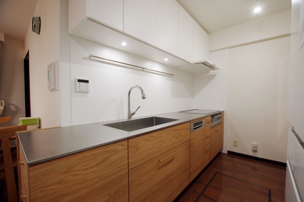 title: HOUSE 207 | Page No,220 | No.5 | sync-furniture | 株式会社 SYNC | 福岡県 家具工房 | オーダーメイドキッチン