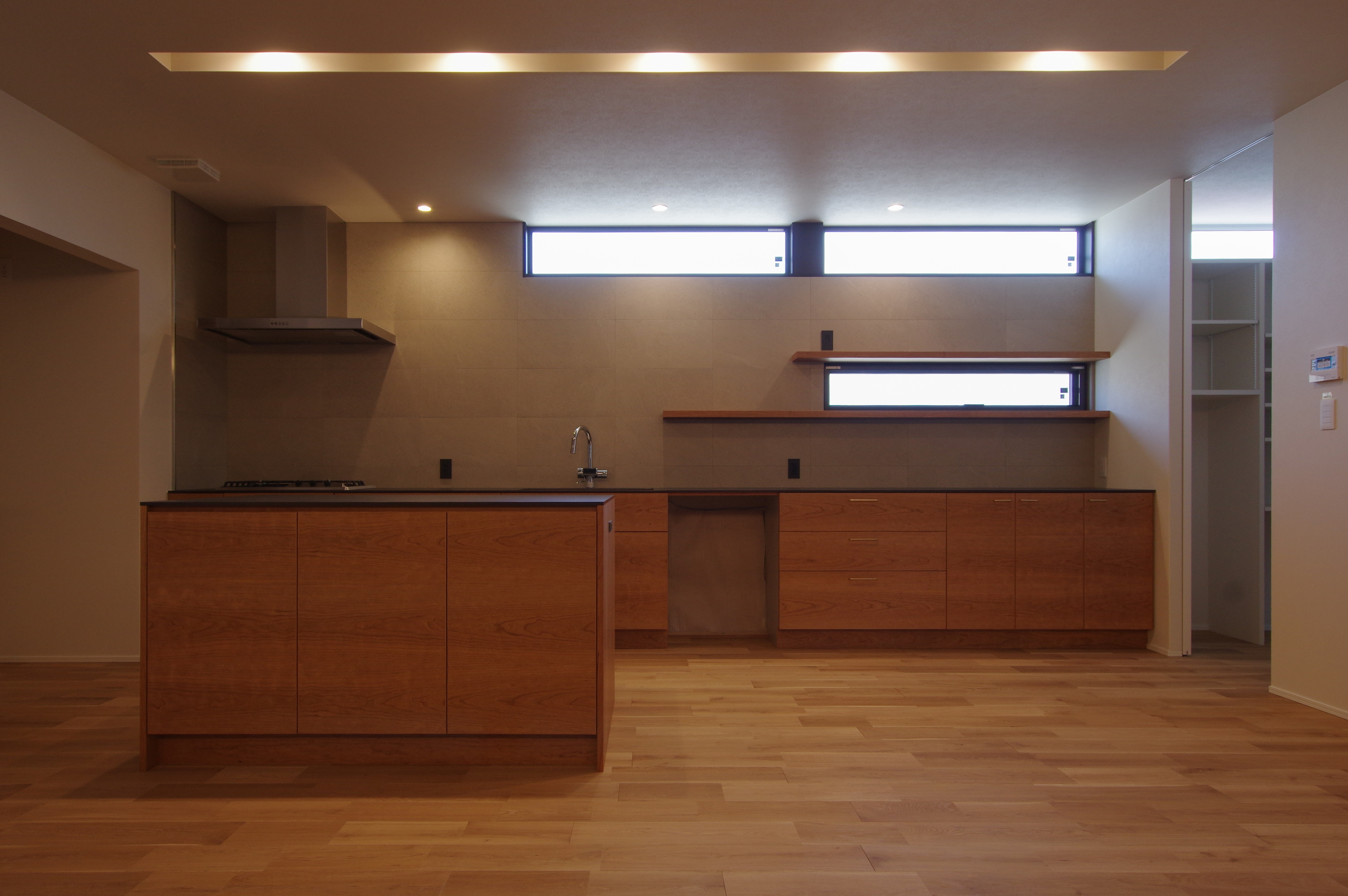 title: HOUSE 208 | Page No,221 | No.1 | sync-furniture | 株式会社 SYNC | 福岡県 家具工房 | オーダーメイドキッチン
