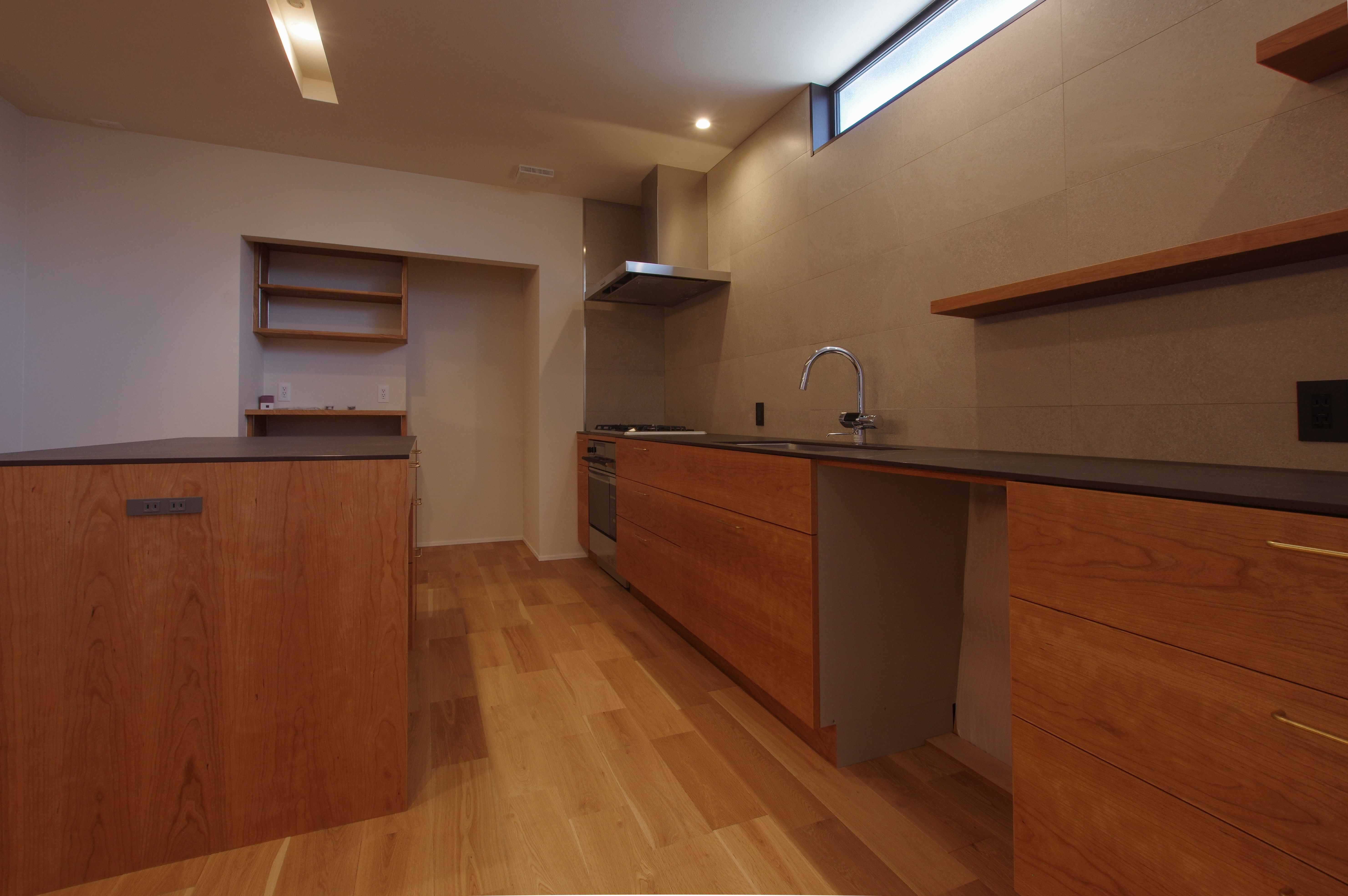title: HOUSE 208 | Page No,221 | No.3 | sync-furniture | 株式会社 SYNC | 福岡県 家具工房 | オーダーメイドキッチン