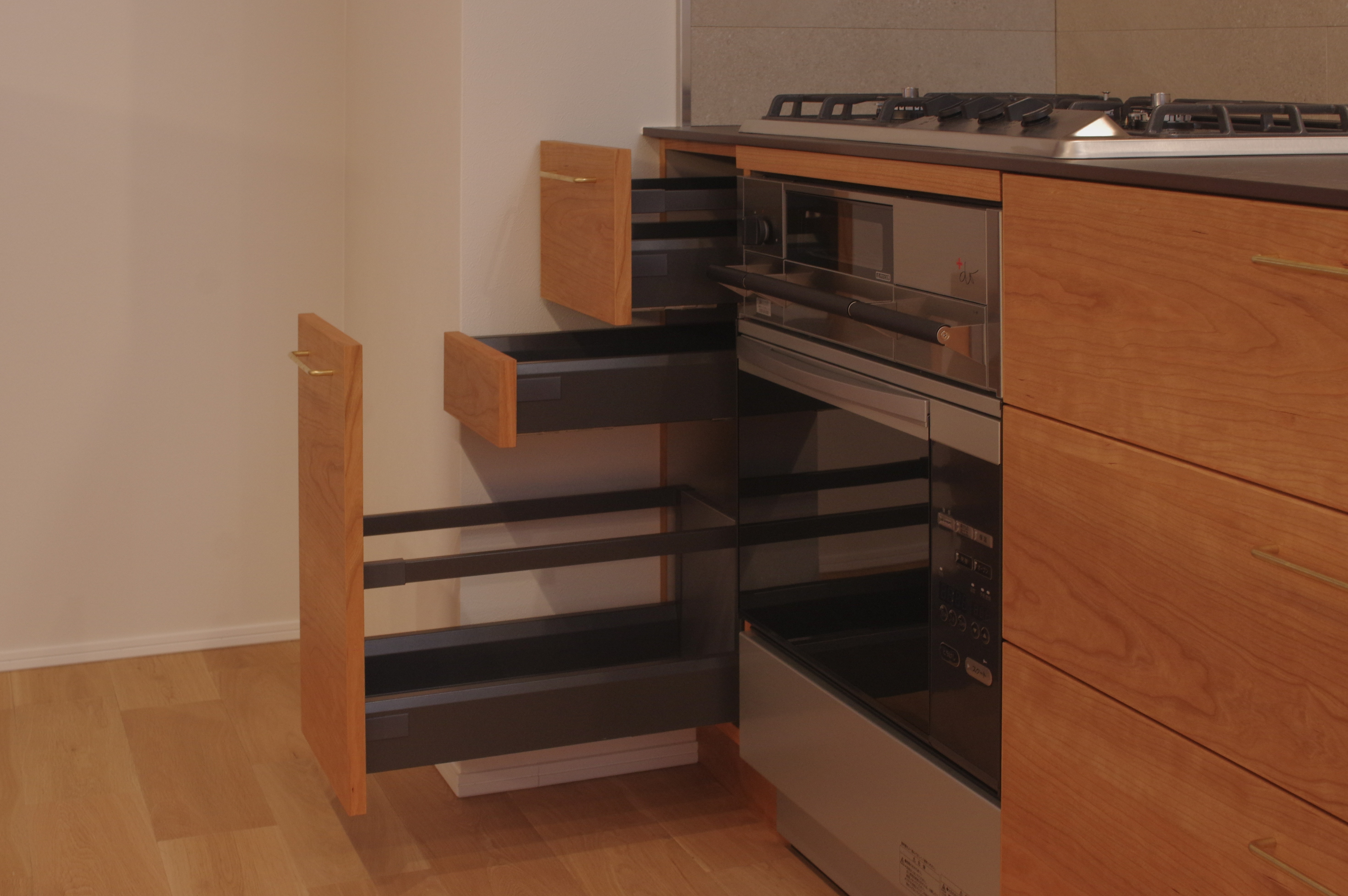 title: HOUSE 208 | Page No,221 | No.5 | sync-furniture | 株式会社 SYNC | 福岡県 家具工房 | オーダーメイドキッチン
