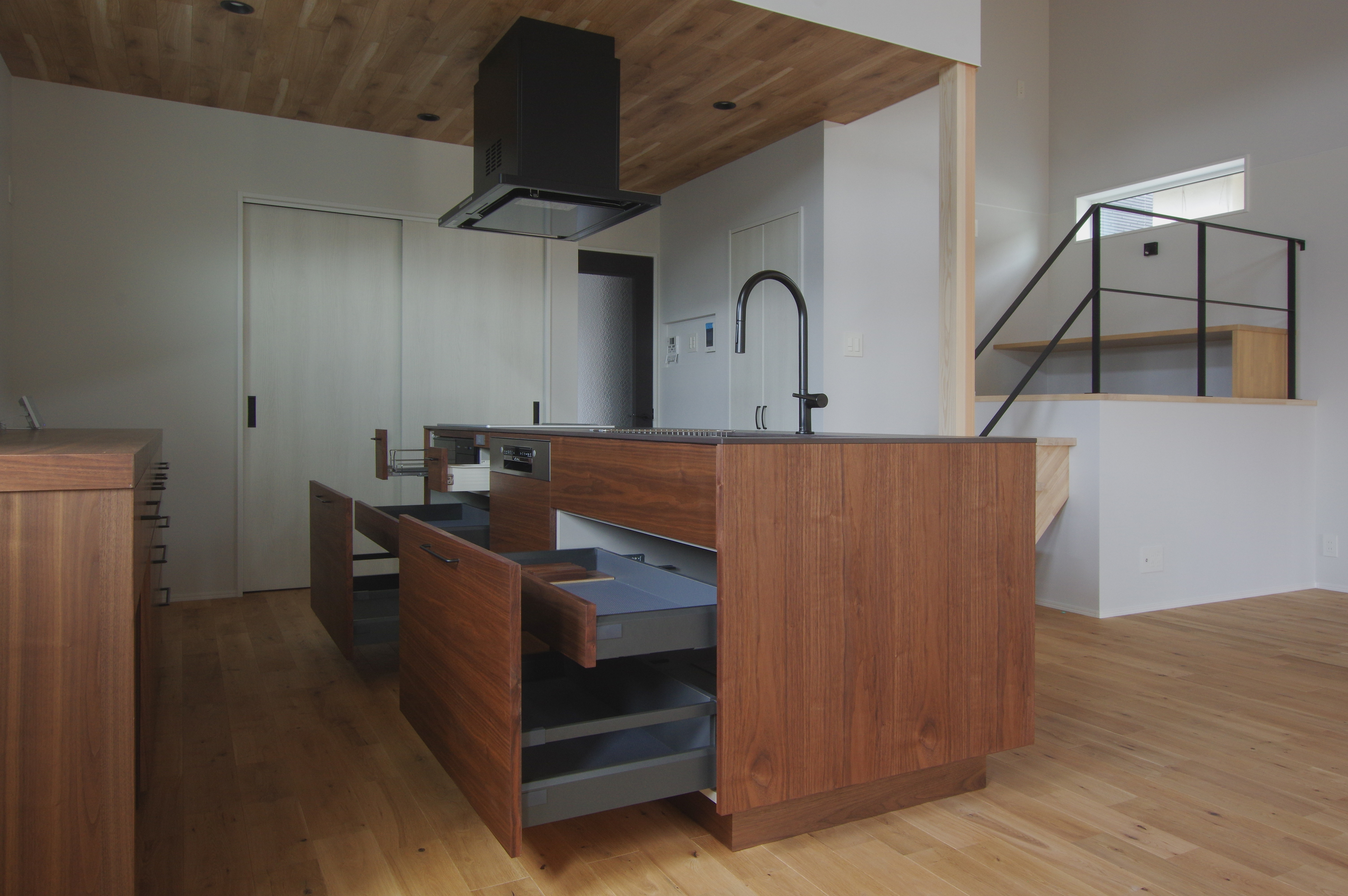 title: HOUSE 209 | Page No,222 | No.3 | sync-furniture | 株式会社 SYNC | 福岡県 家具工房 | オーダーメイドキッチン