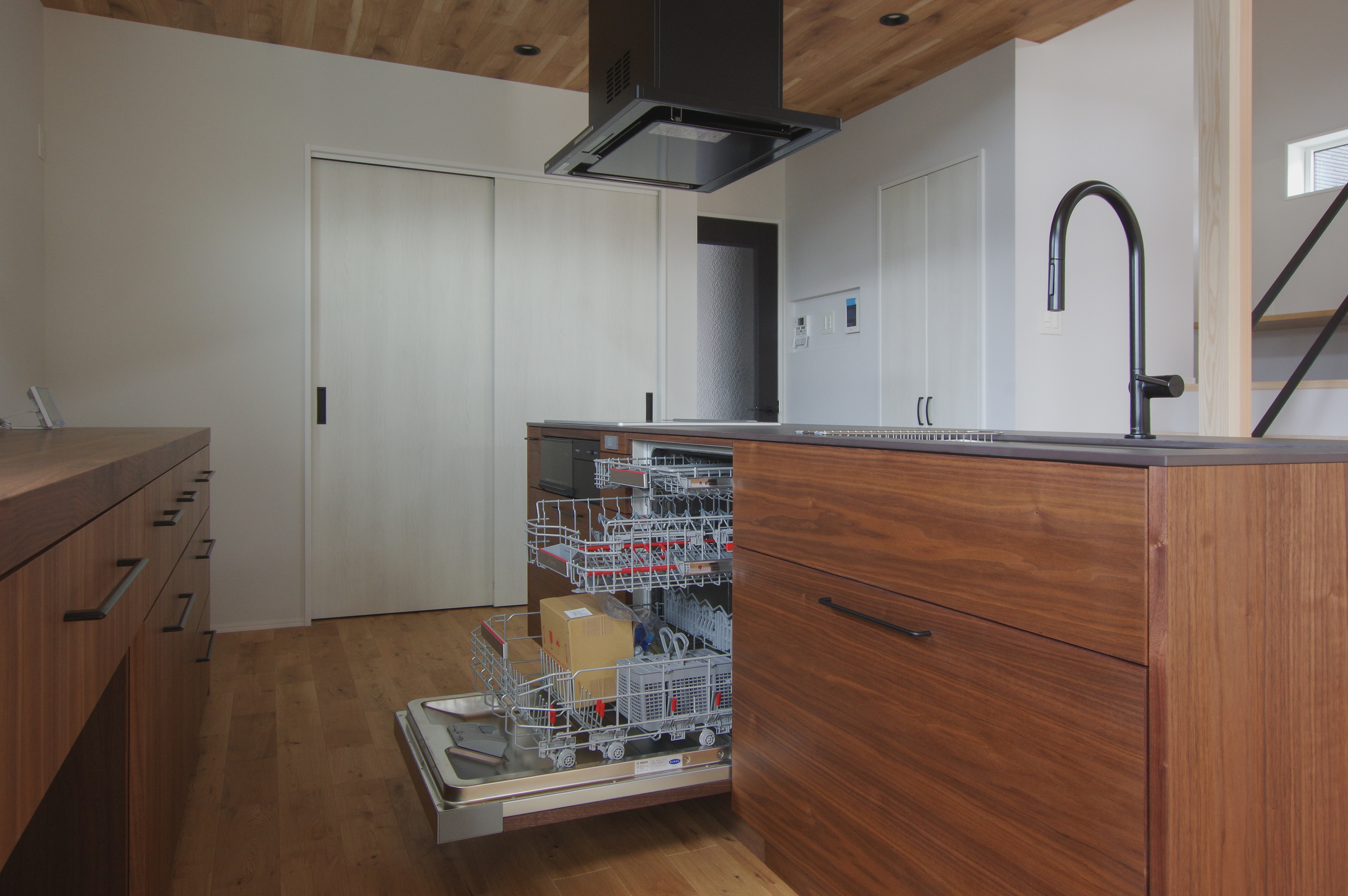 title: HOUSE 209 | Page No,222 | No.4 | sync-furniture | 株式会社 SYNC | 福岡県 家具工房 | オーダーメイドキッチン