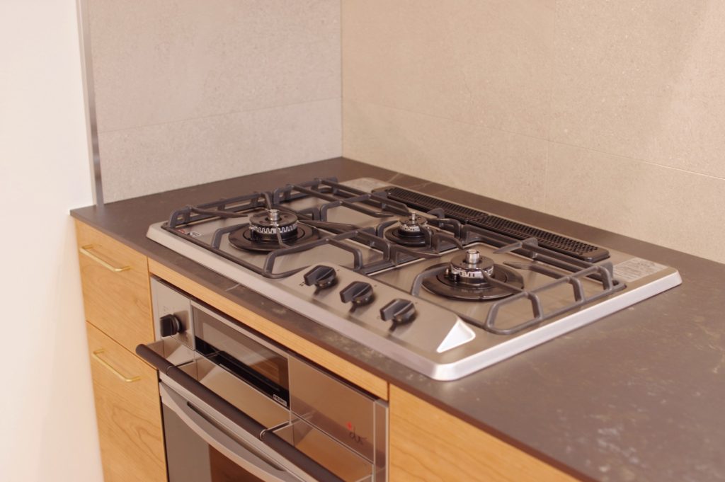 title: HOUSE 208 | Page No,221 | No.4 | sync-furniture | 株式会社 SYNC | 福岡県 家具工房 | オーダーメイドキッチン