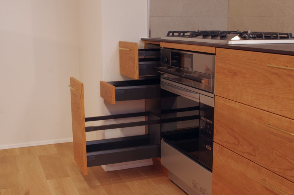 title: HOUSE 208 | Page No,221 | No.6 | sync-furniture | 株式会社 SYNC | 福岡県 家具工房 | オーダーメイドキッチン