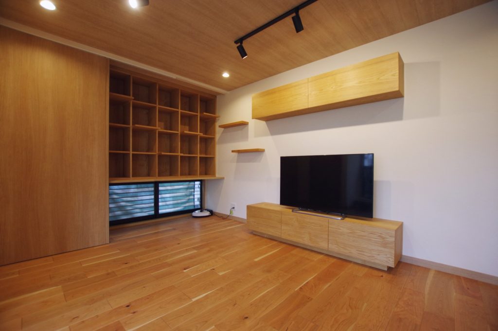title: HOUSE 210 | Page No,223 | No.4 | sync-furniture | 株式会社 SYNC | 福岡県 家具工房 | オーダーメイドキッチン