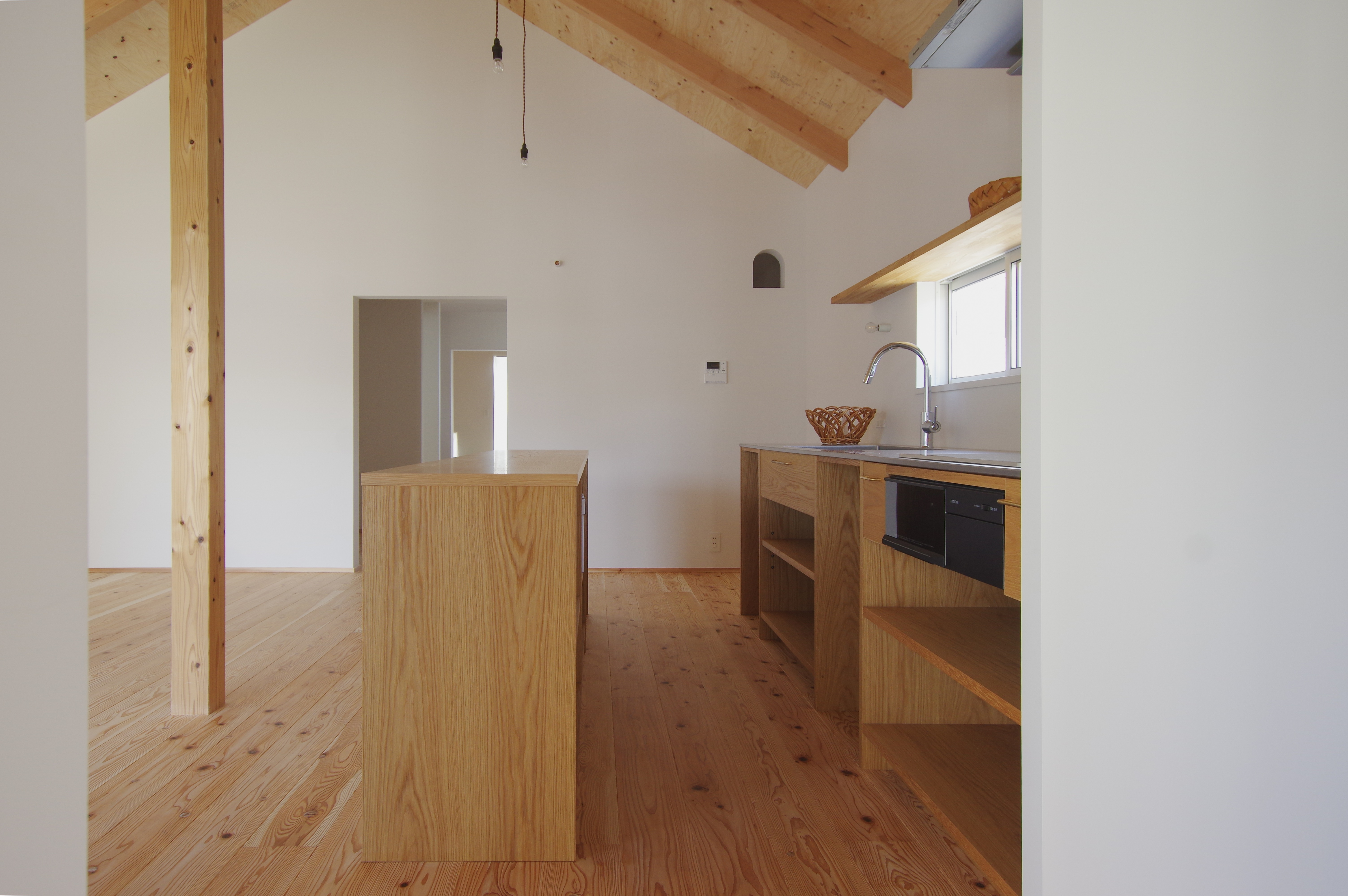 title: HOUSE 211 | Page No,224 | No.3 | sync-furniture | 株式会社 SYNC | 福岡県 家具工房 | オーダーメイドキッチン